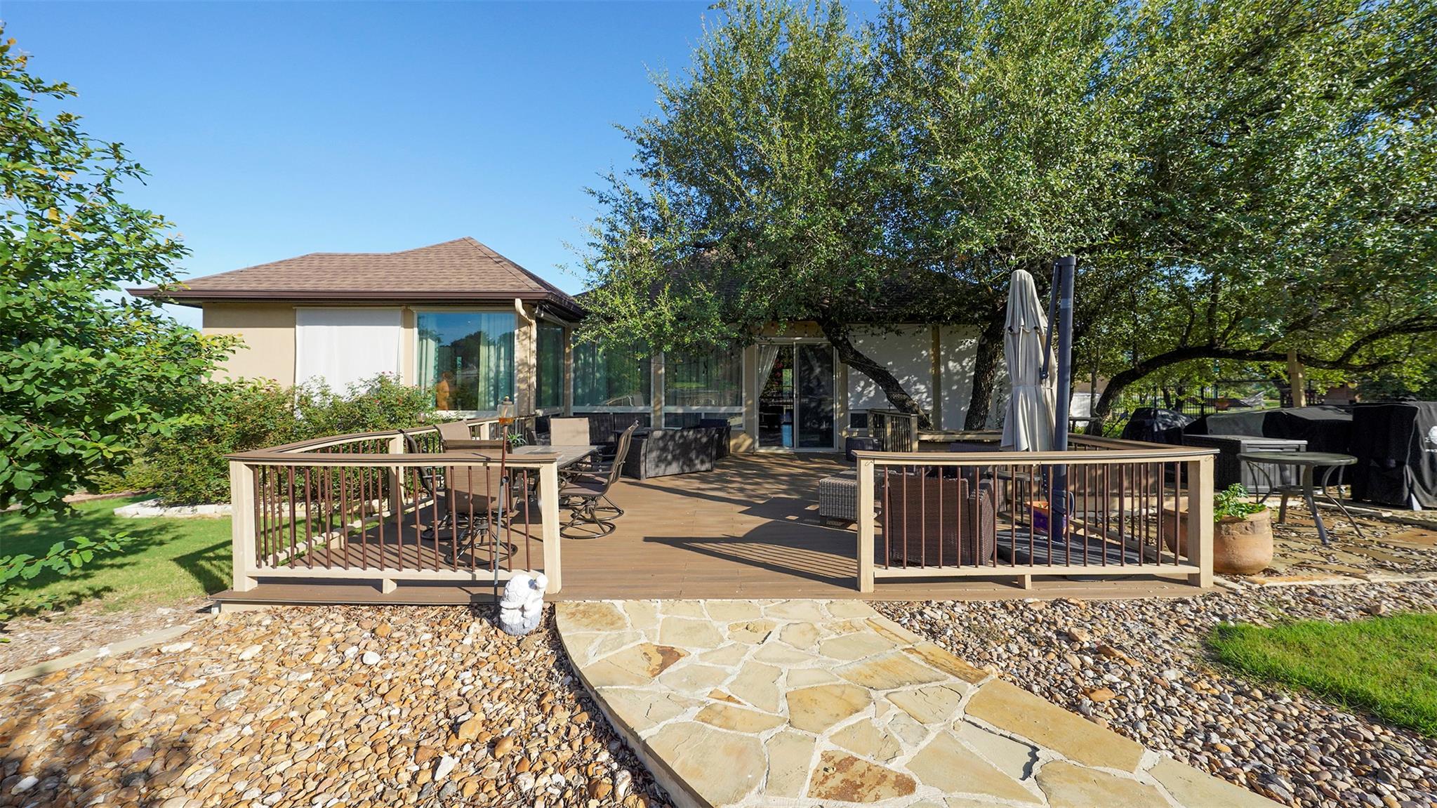 Image 29 of 39 For 1408 Olivastro