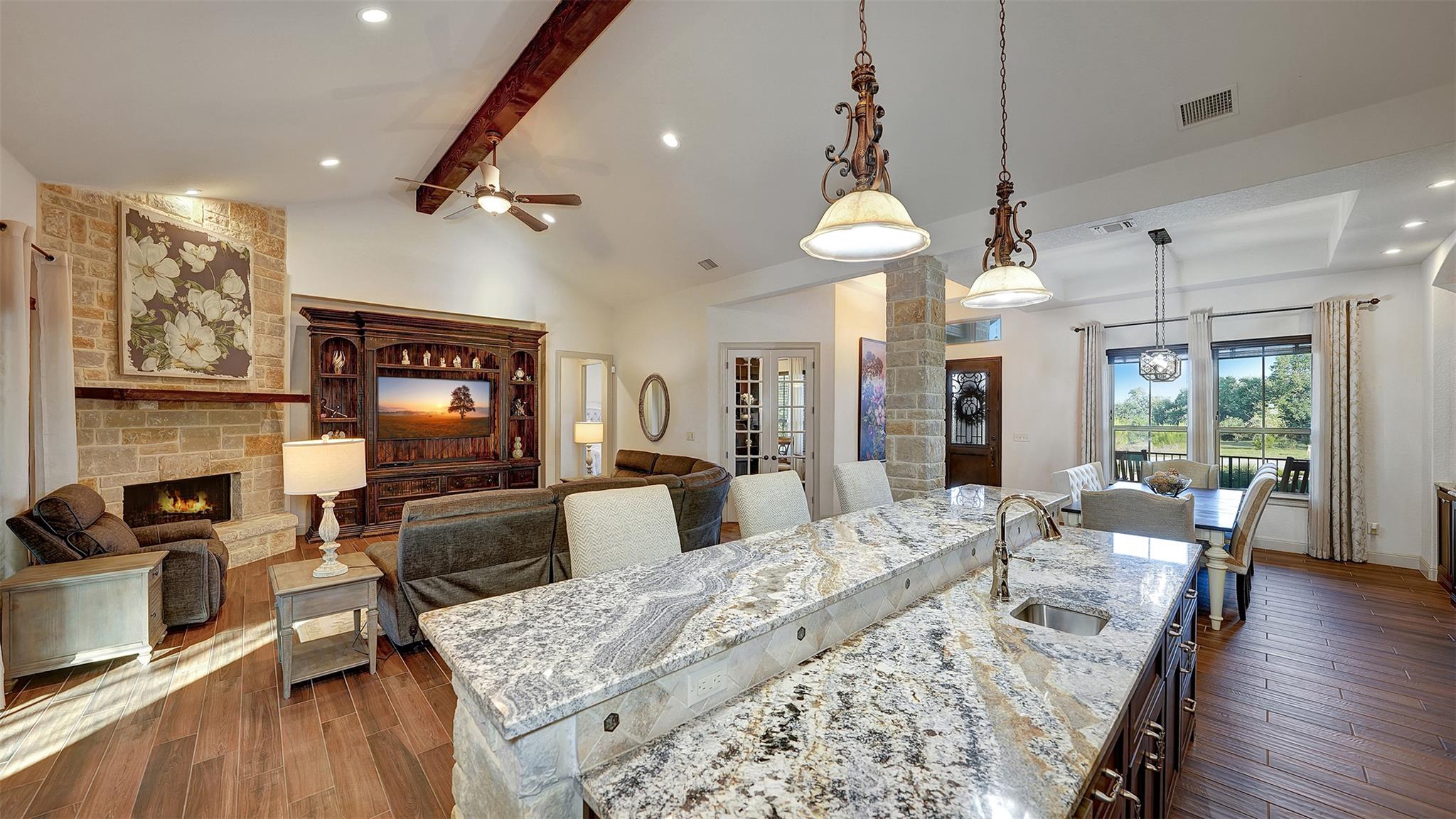 Image 4 of 39 For 1408 Olivastro