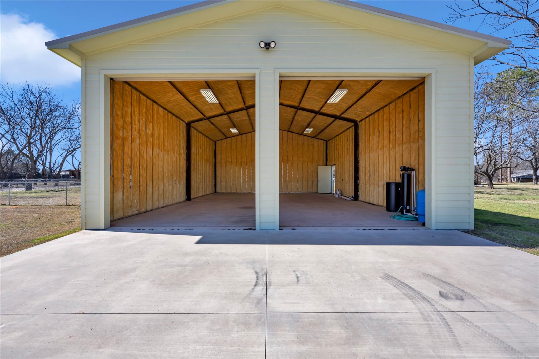 Image 34 of 35 For 418 County Road 119a