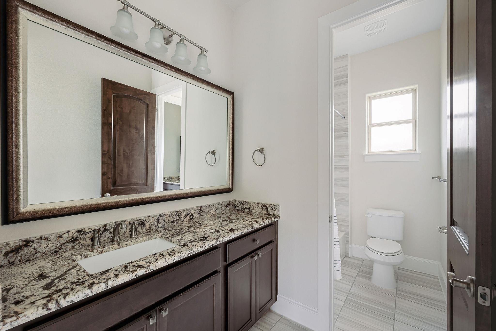 Image 24 of 40 For 812 Jennings Branch Rd