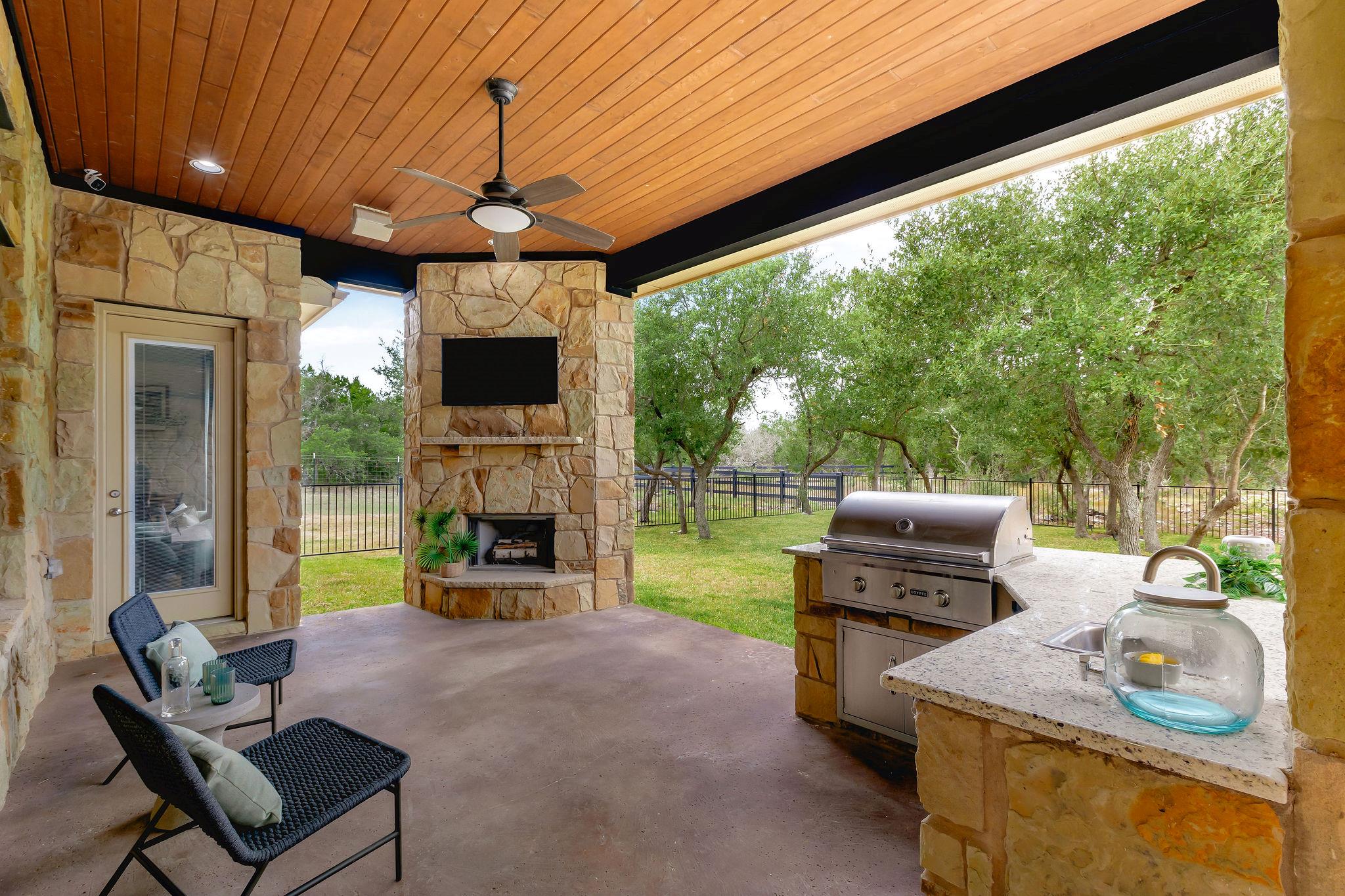 Image 26 of 40 For 812 Jennings Branch Rd