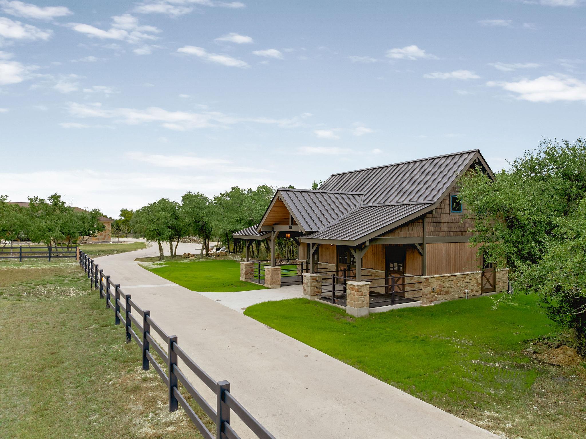 Image 29 of 40 For 812 Jennings Branch Rd