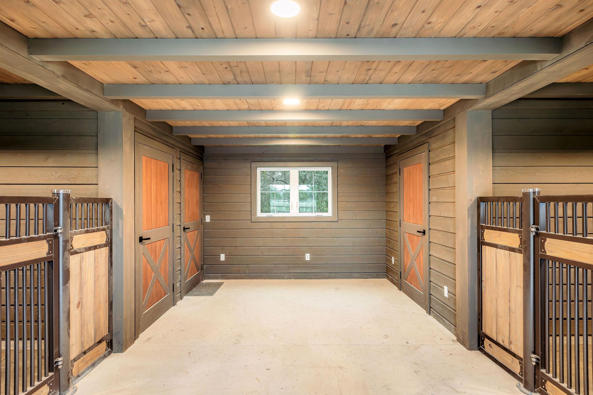 Image 30 of 40 For 812 Jennings Branch Rd