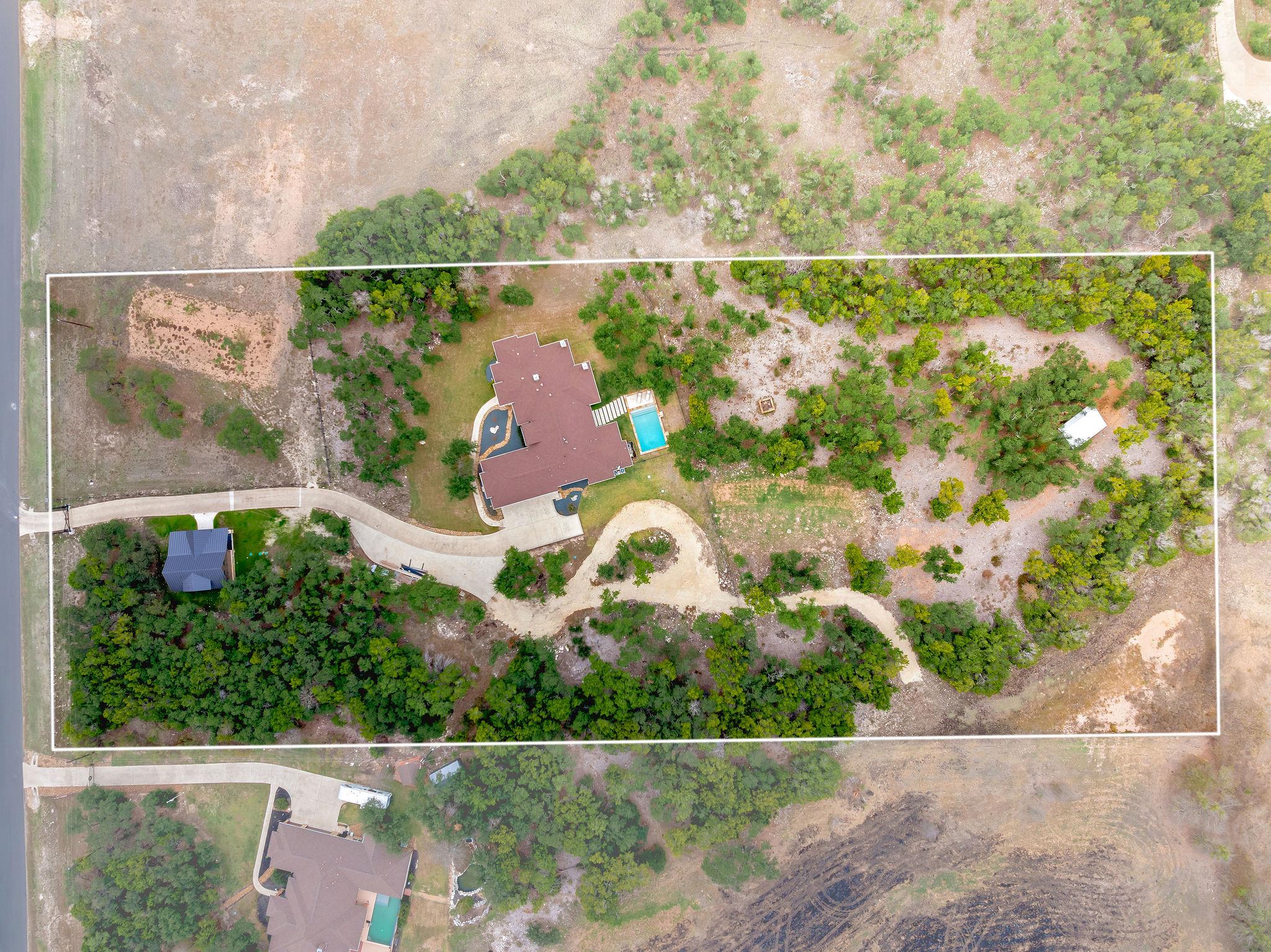 Image 38 of 40 For 812 Jennings Branch Rd