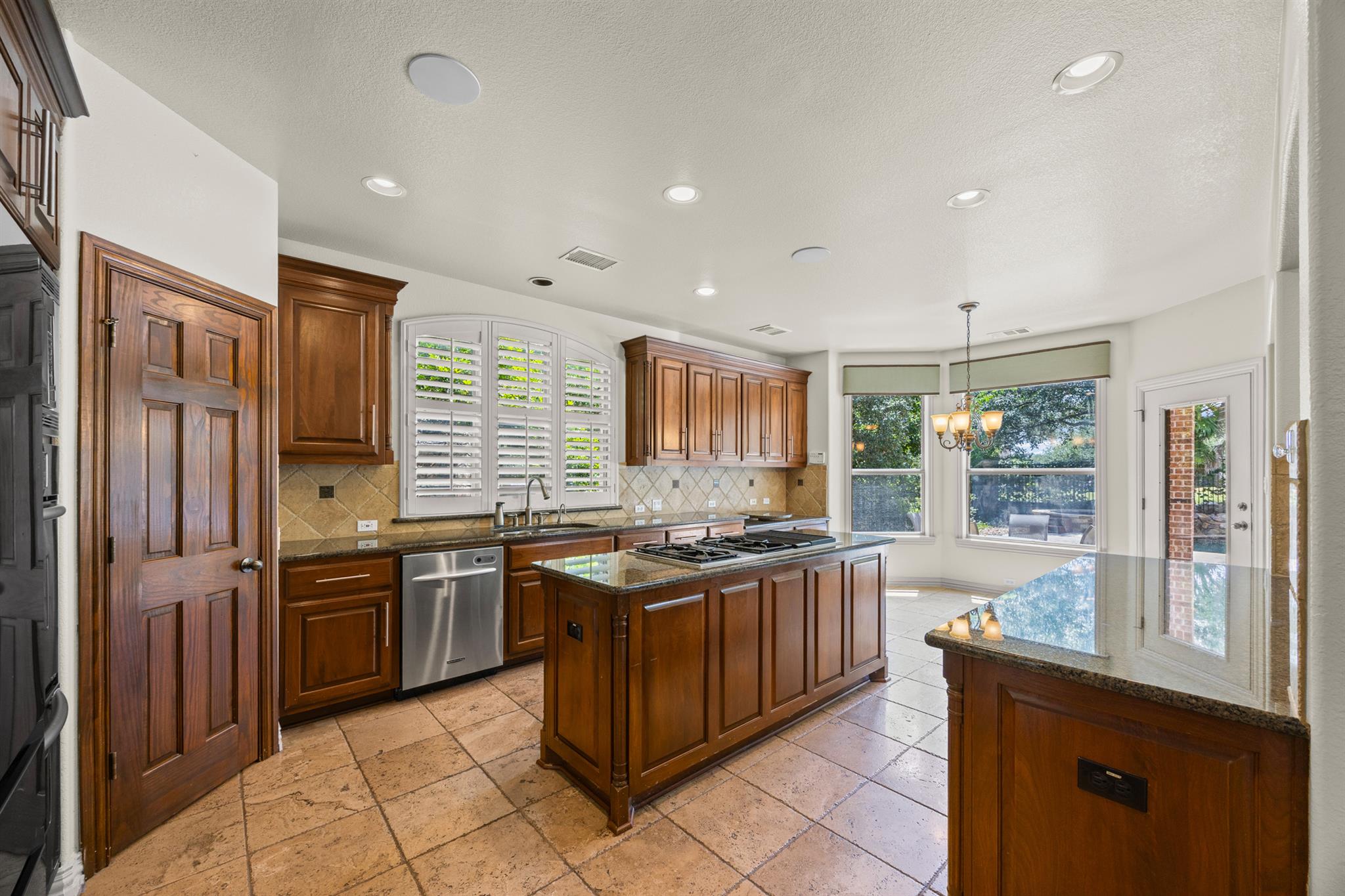 Image 20 of 35 For 10500 Avery Club Dr 3