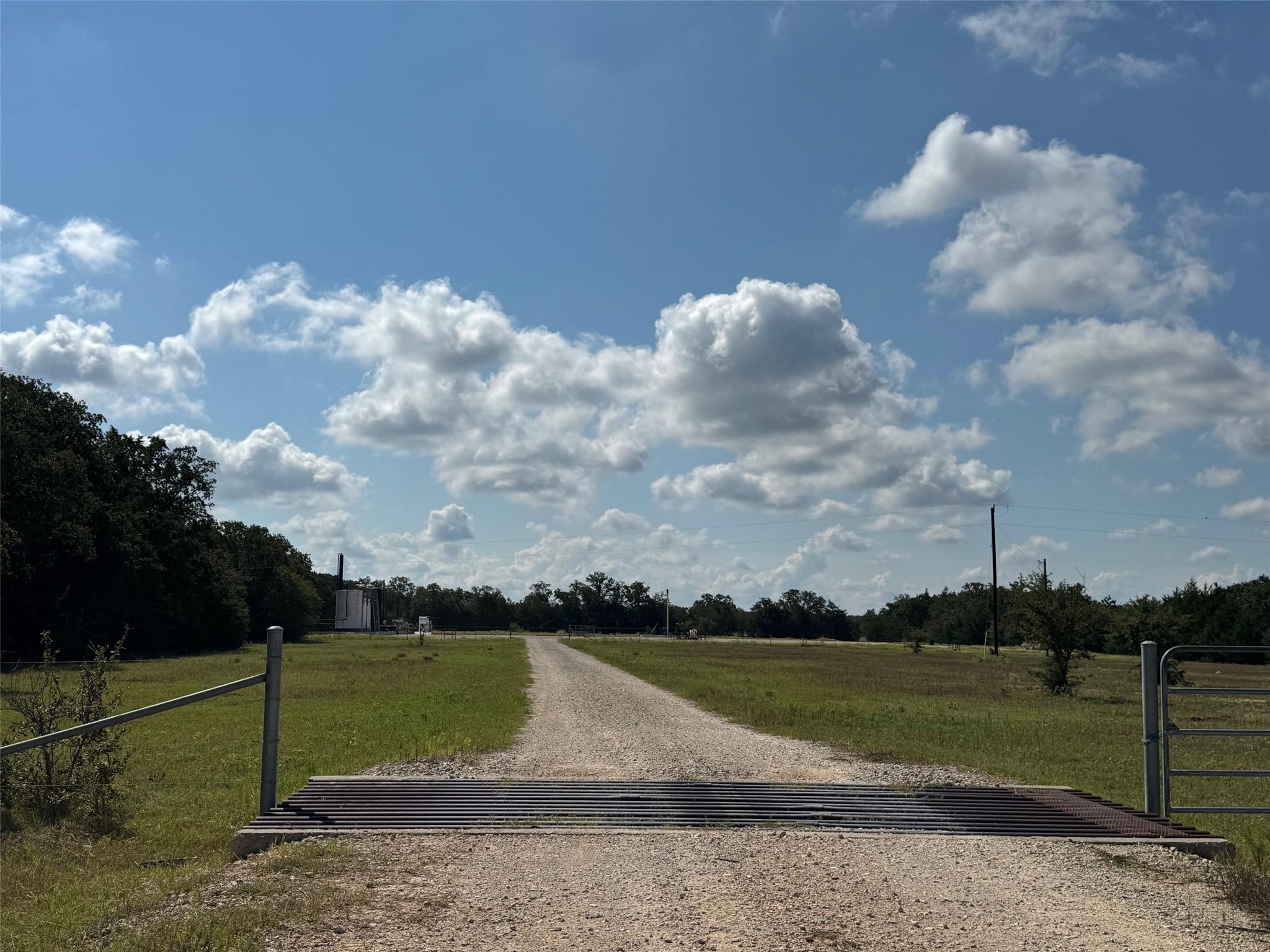 Image 4 of 15 For 13115 Schoenemann Rd