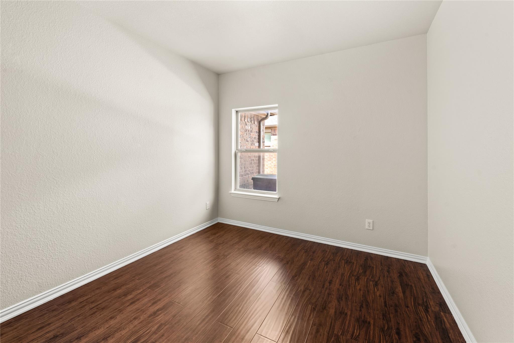 Image 20 of 32 For 111 Wallin Farms Dr