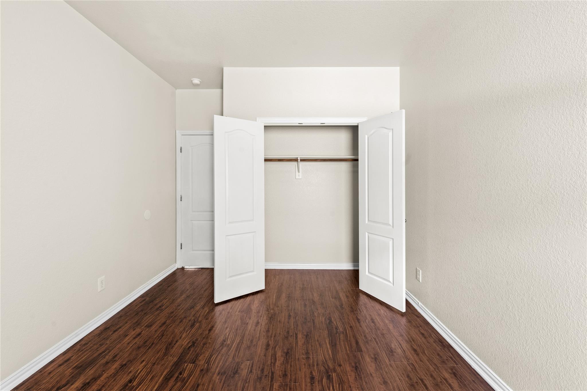 Image 21 of 32 For 111 Wallin Farms Dr