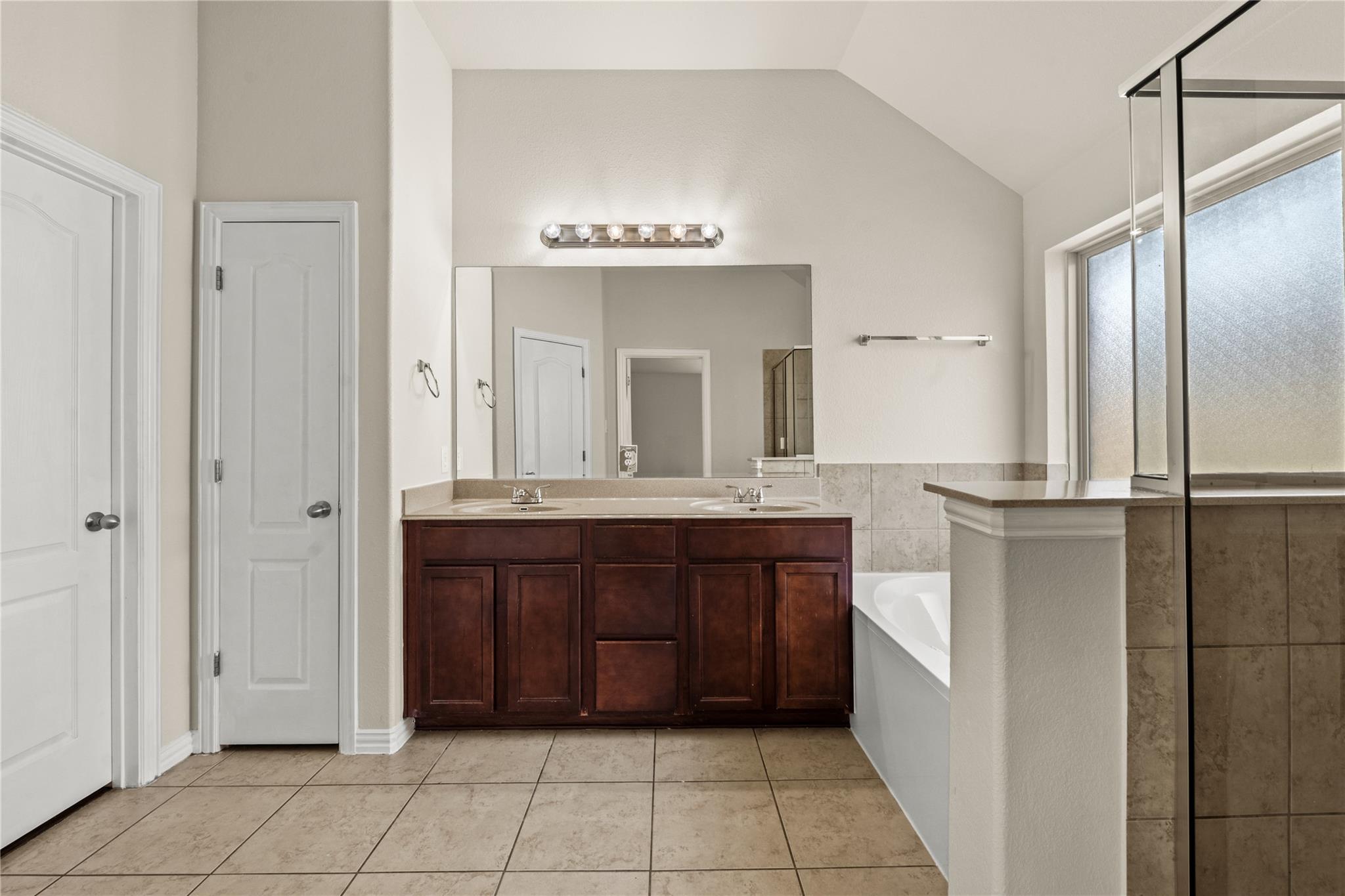 Image 5 of 32 For 111 Wallin Farms Dr