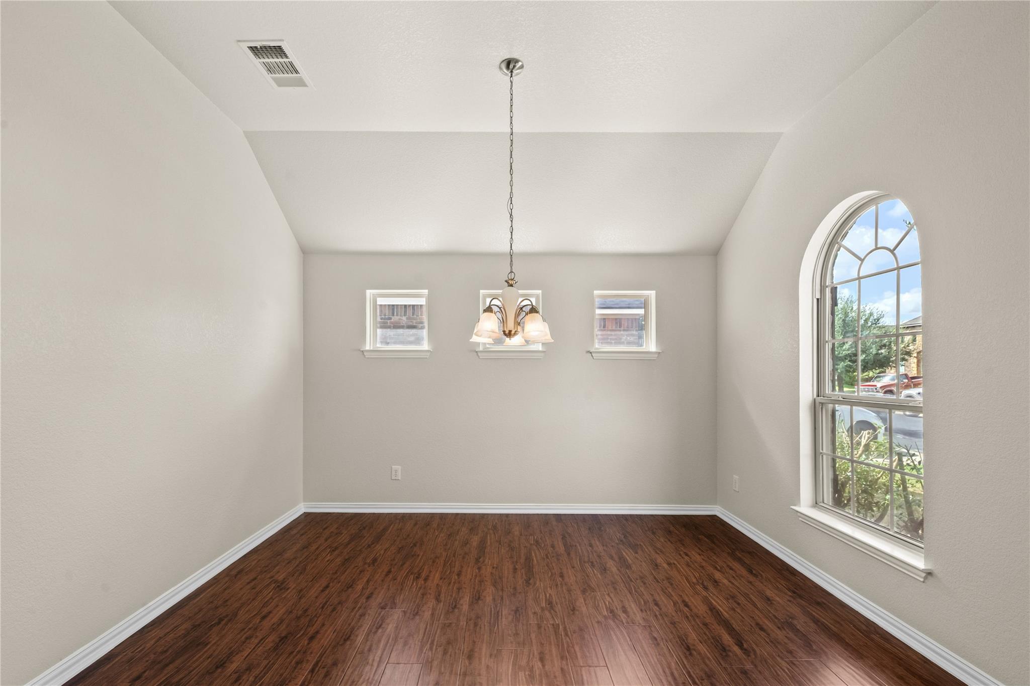 Image 8 of 32 For 111 Wallin Farms Dr