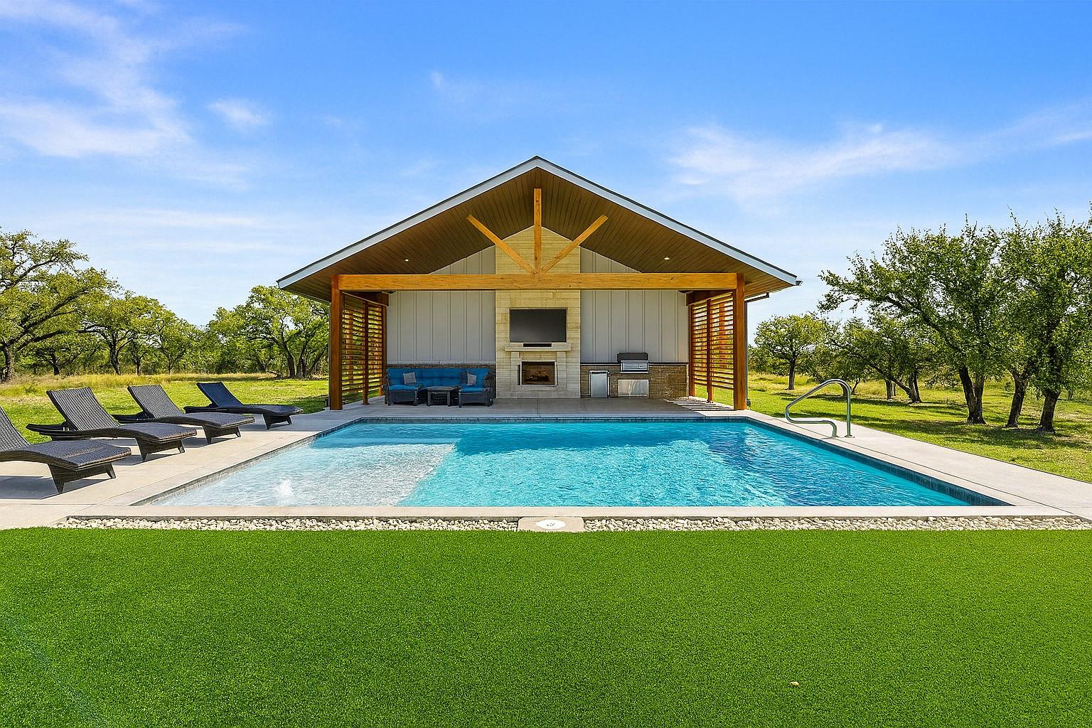 Details for 690 Cielo Springs Dr, Blanco, TX 78606