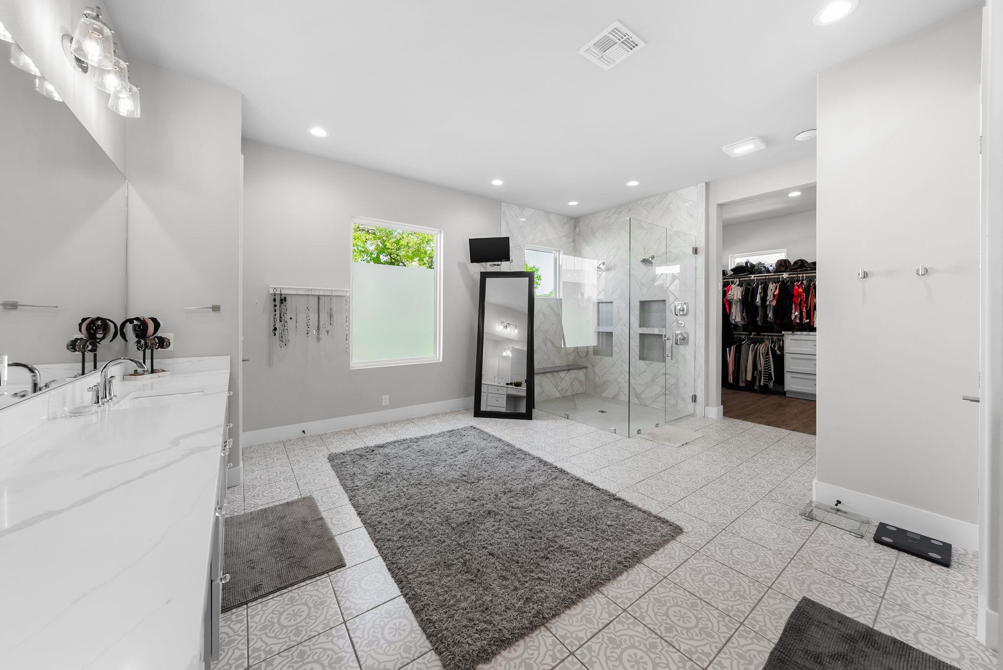 Image 13 of 40 For 690 Cielo Springs Dr