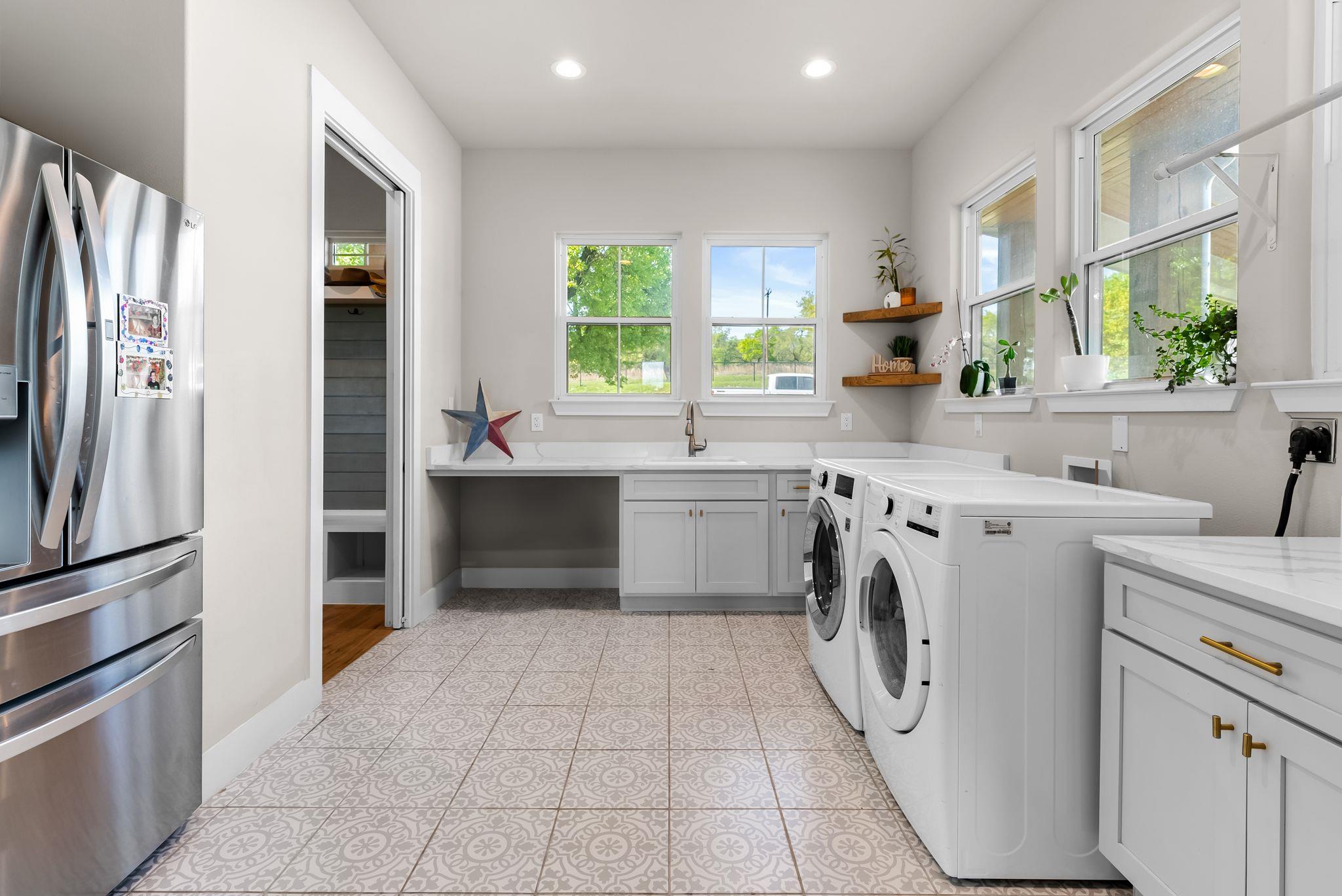 Image 17 of 40 For 690 Cielo Springs Dr