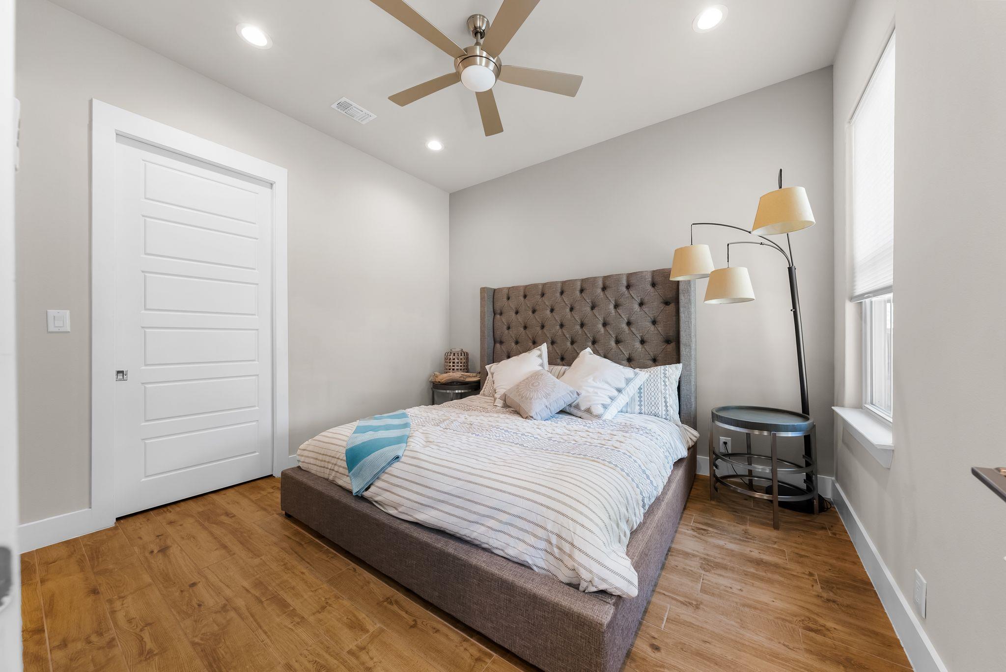 Image 19 of 40 For 690 Cielo Springs Dr