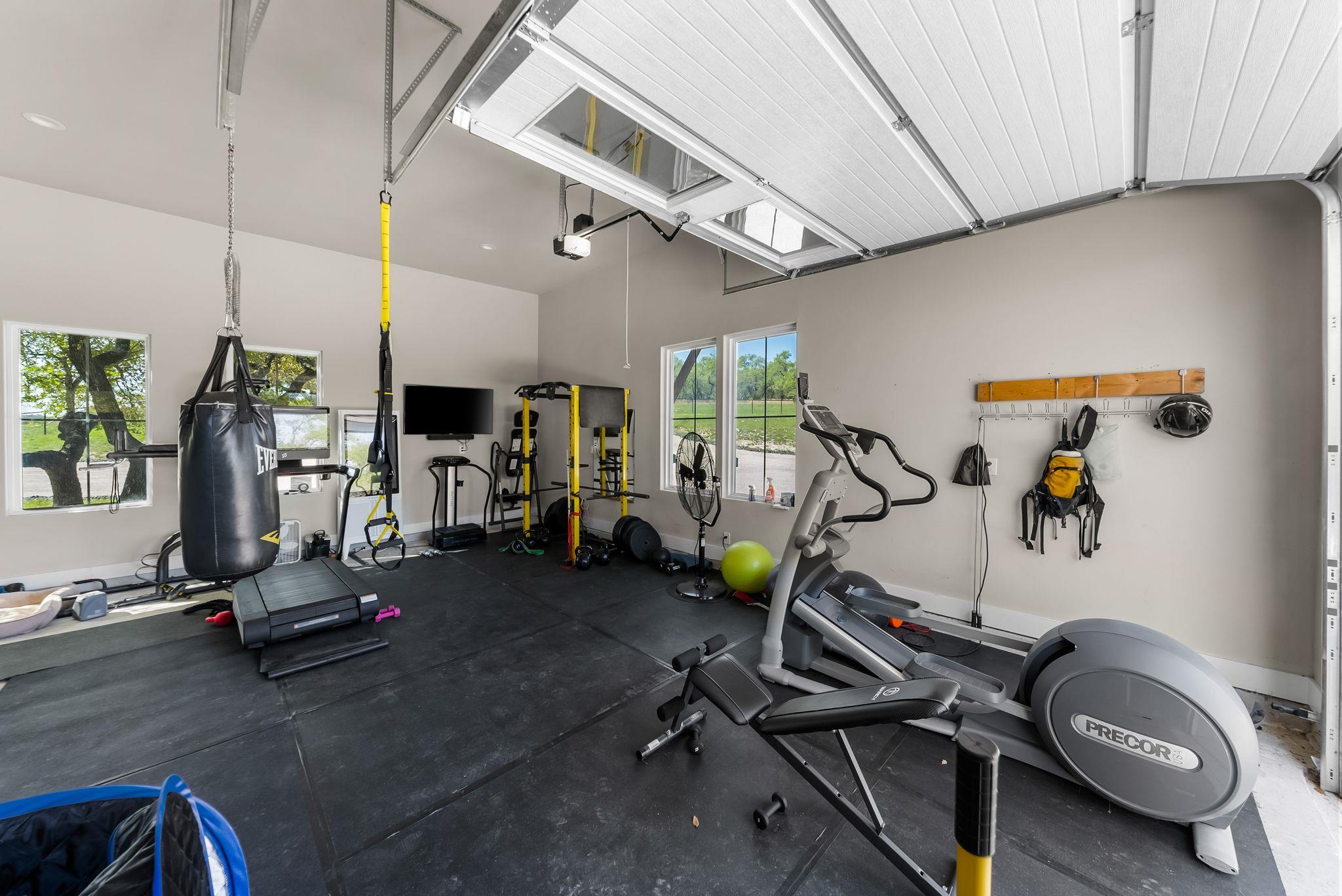 Image 26 of 40 For 690 Cielo Springs Dr