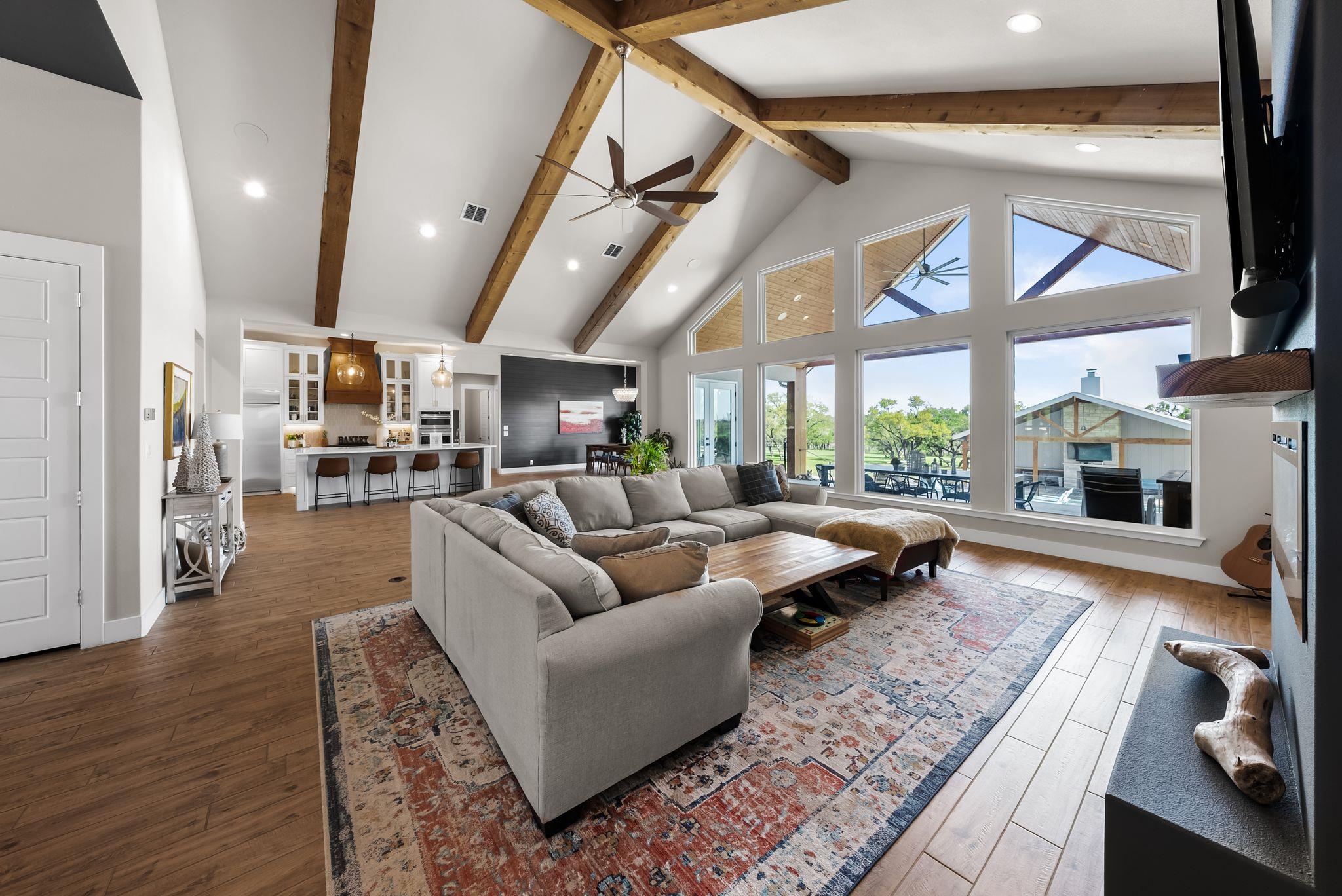 Image 5 of 40 For 690 Cielo Springs Dr