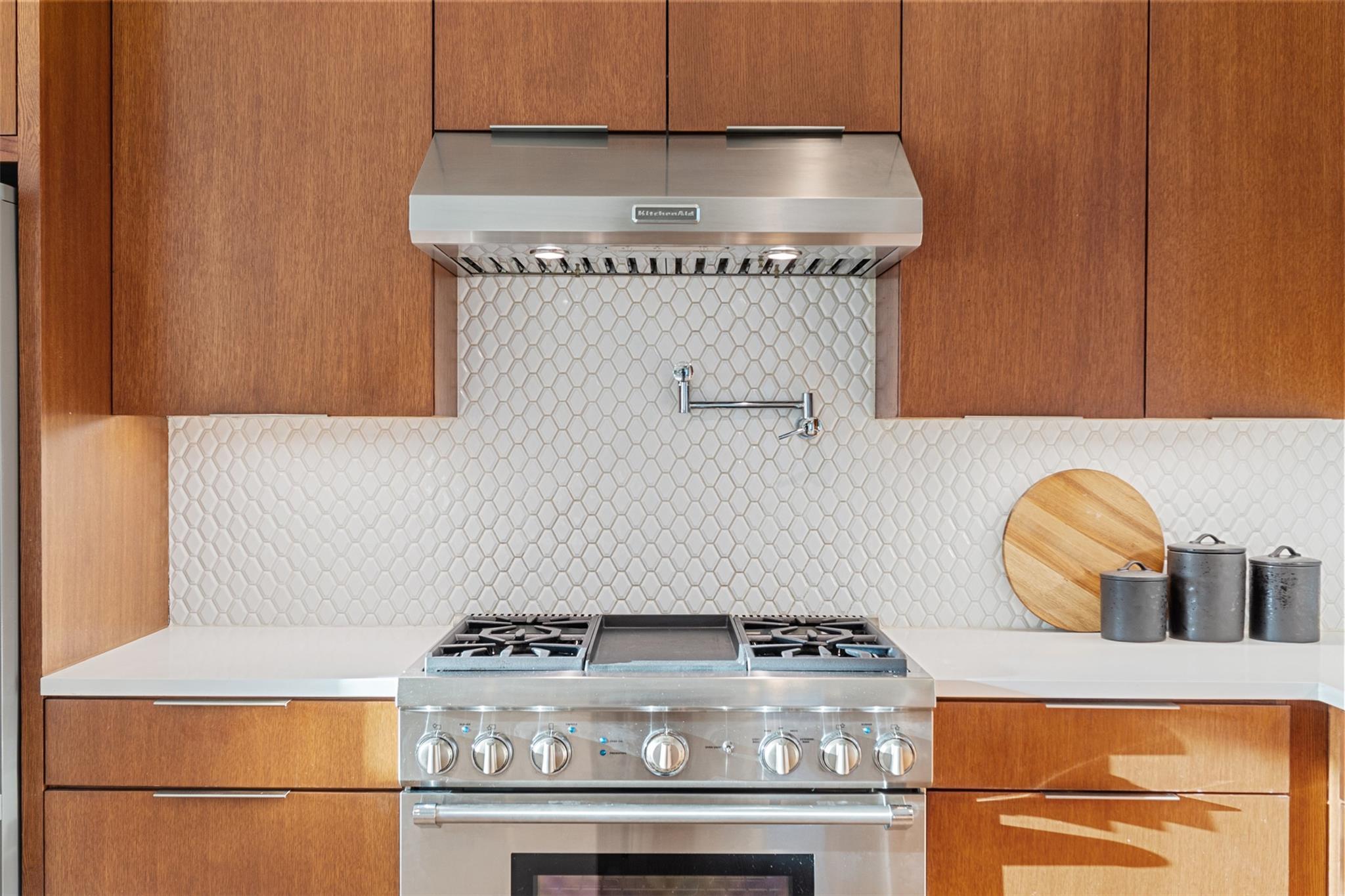 Image 8 of 40 For 5001 Shoal Creek Blvd