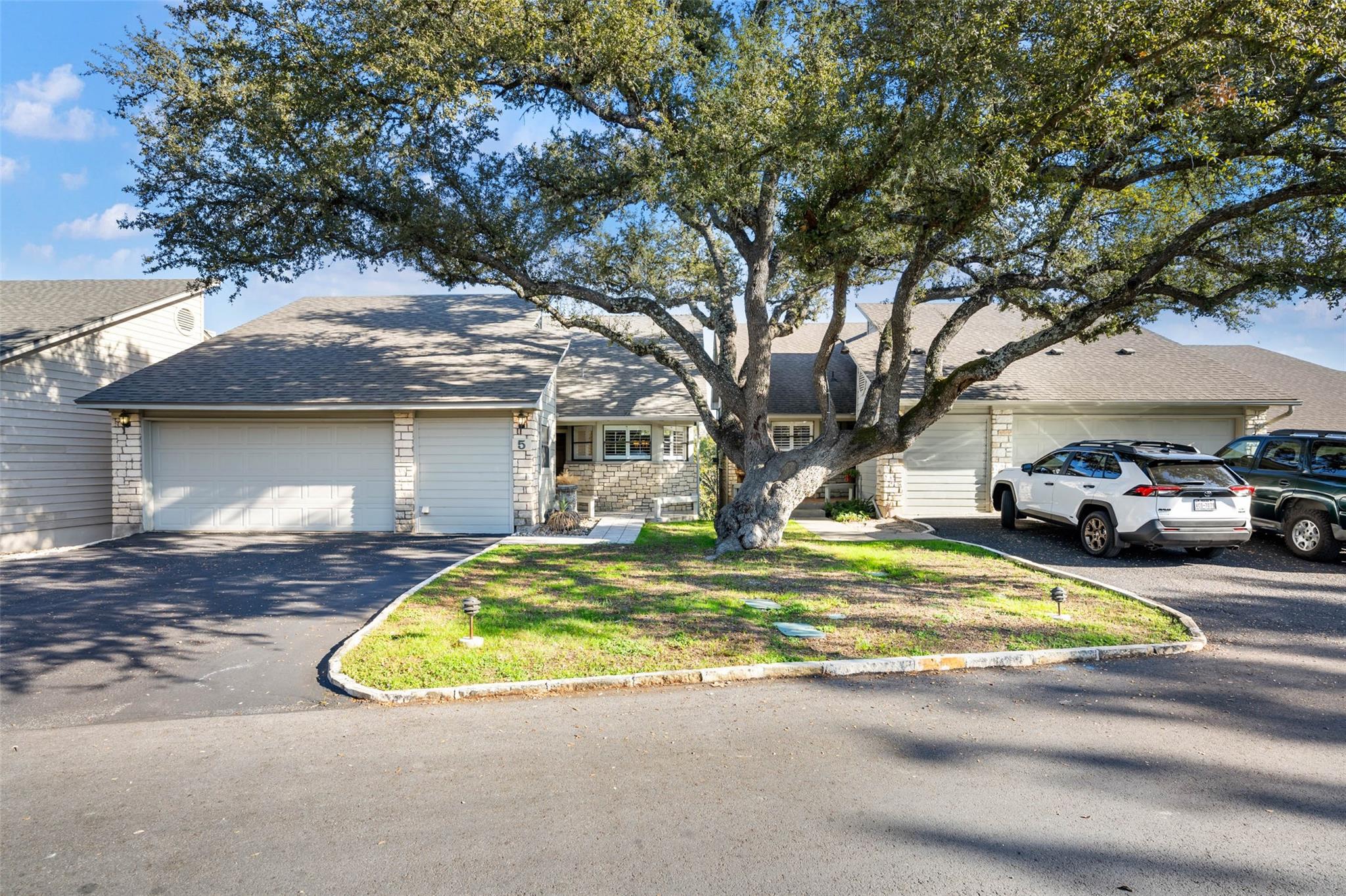 Details for 5 Cypress Pt, Wimberley, TX 78676