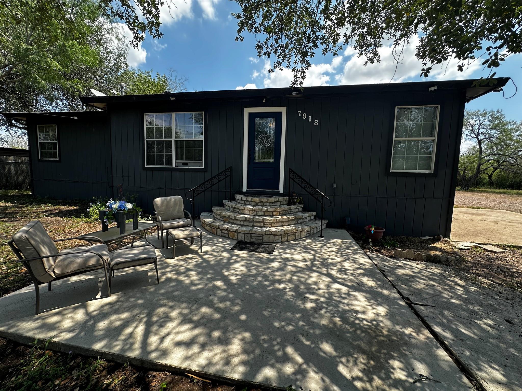 Image 2 of 26 For 7918 Dempsey St