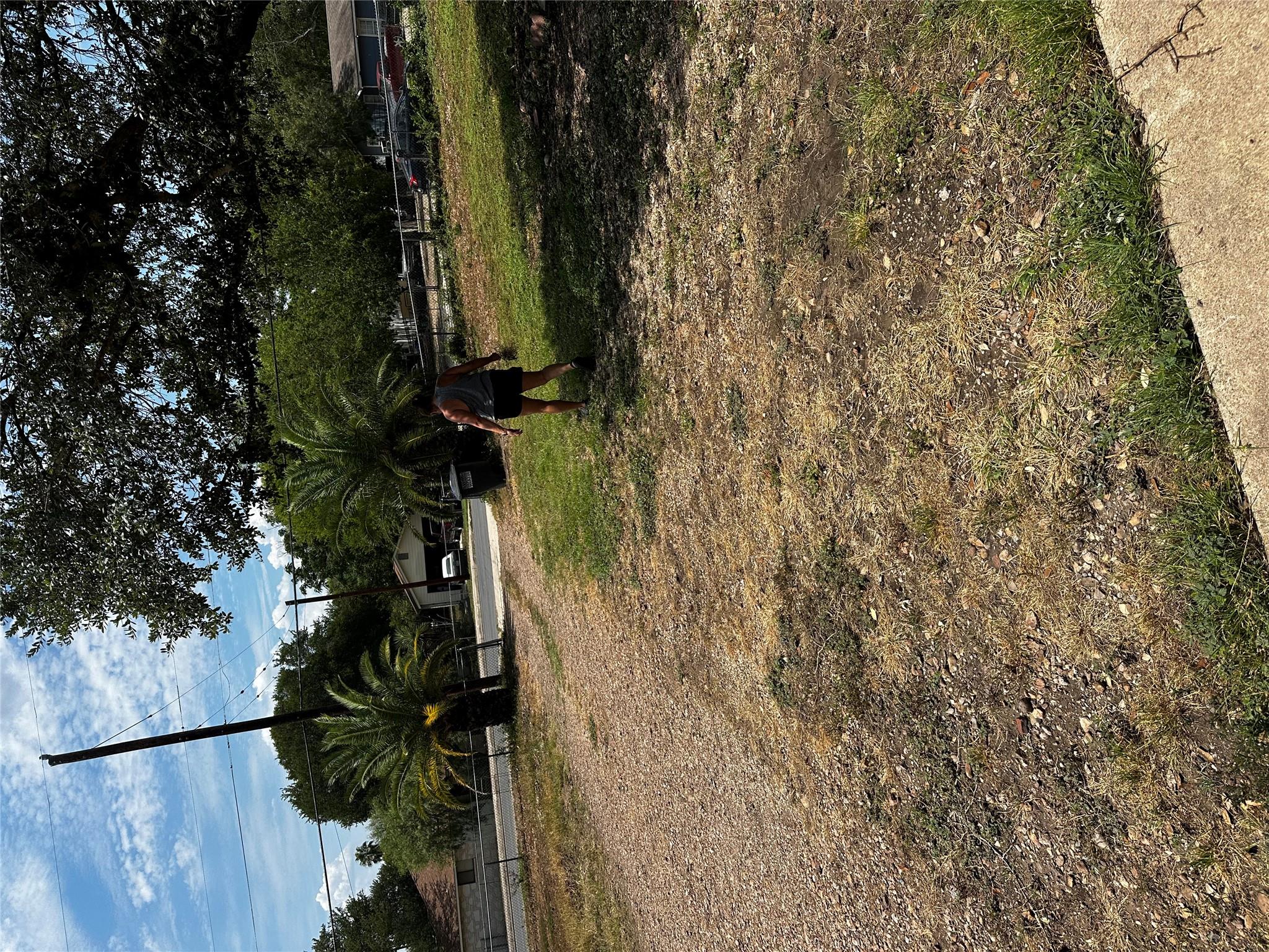 Image 26 of 26 For 7918 Dempsey St