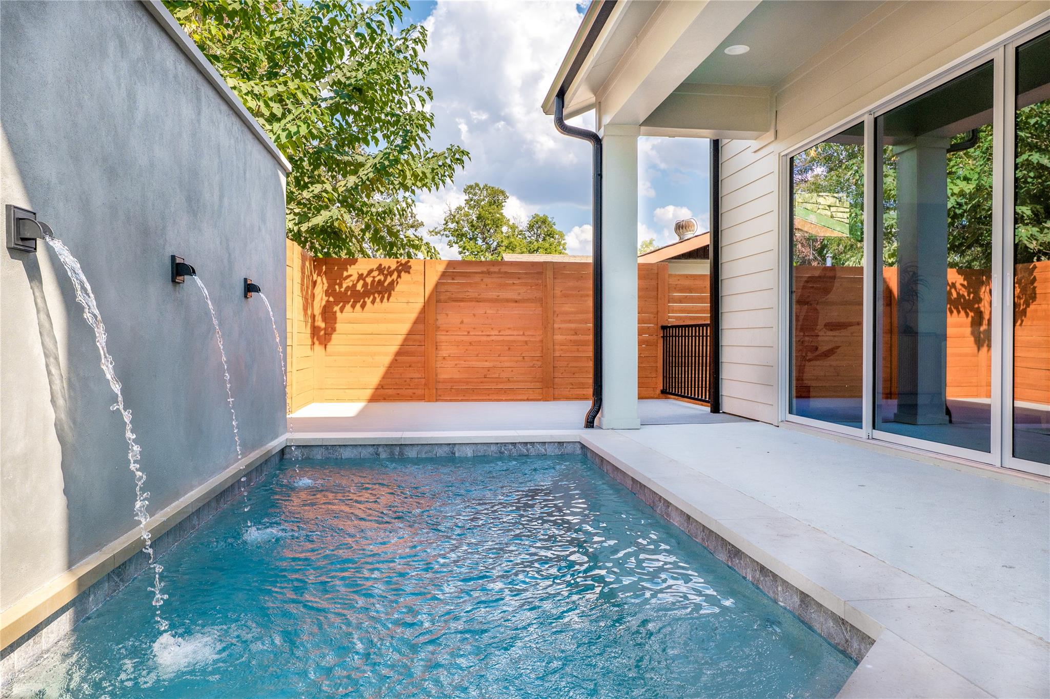 Details for 1702 Pennsylvania Ave, Austin, TX 78702