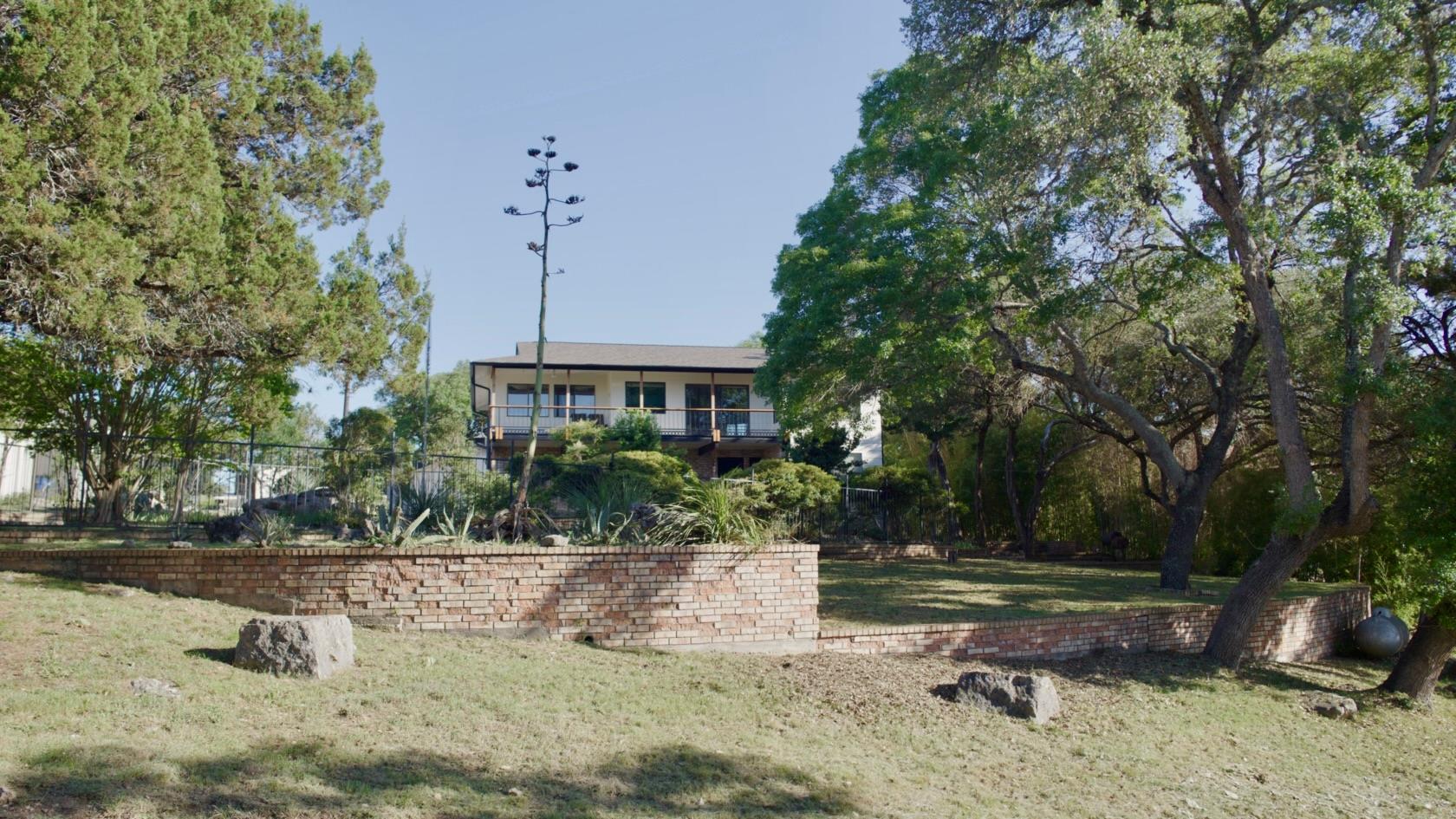 Image 2 of 32 For 254 Buckhaven Dr