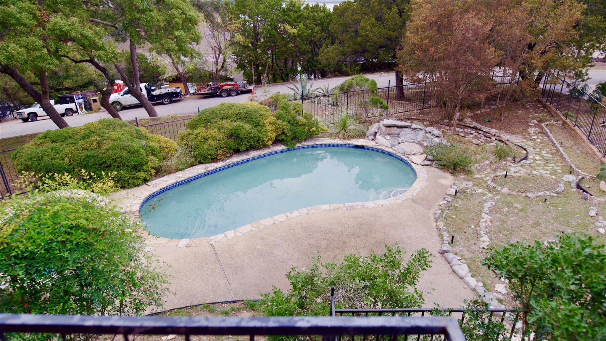 Image 3 of 32 For 254 Buckhaven Dr