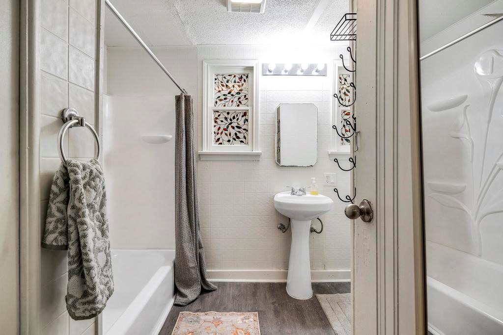 Image 15 of 28 For 1434 Hicks Ave