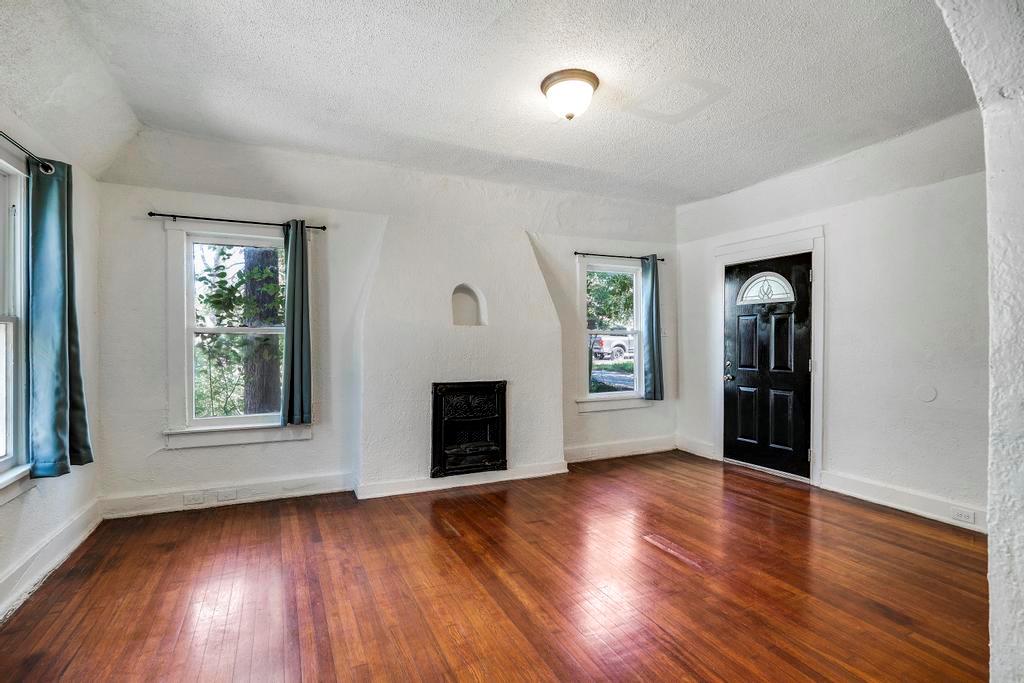 Image 8 of 28 For 1434 Hicks Ave