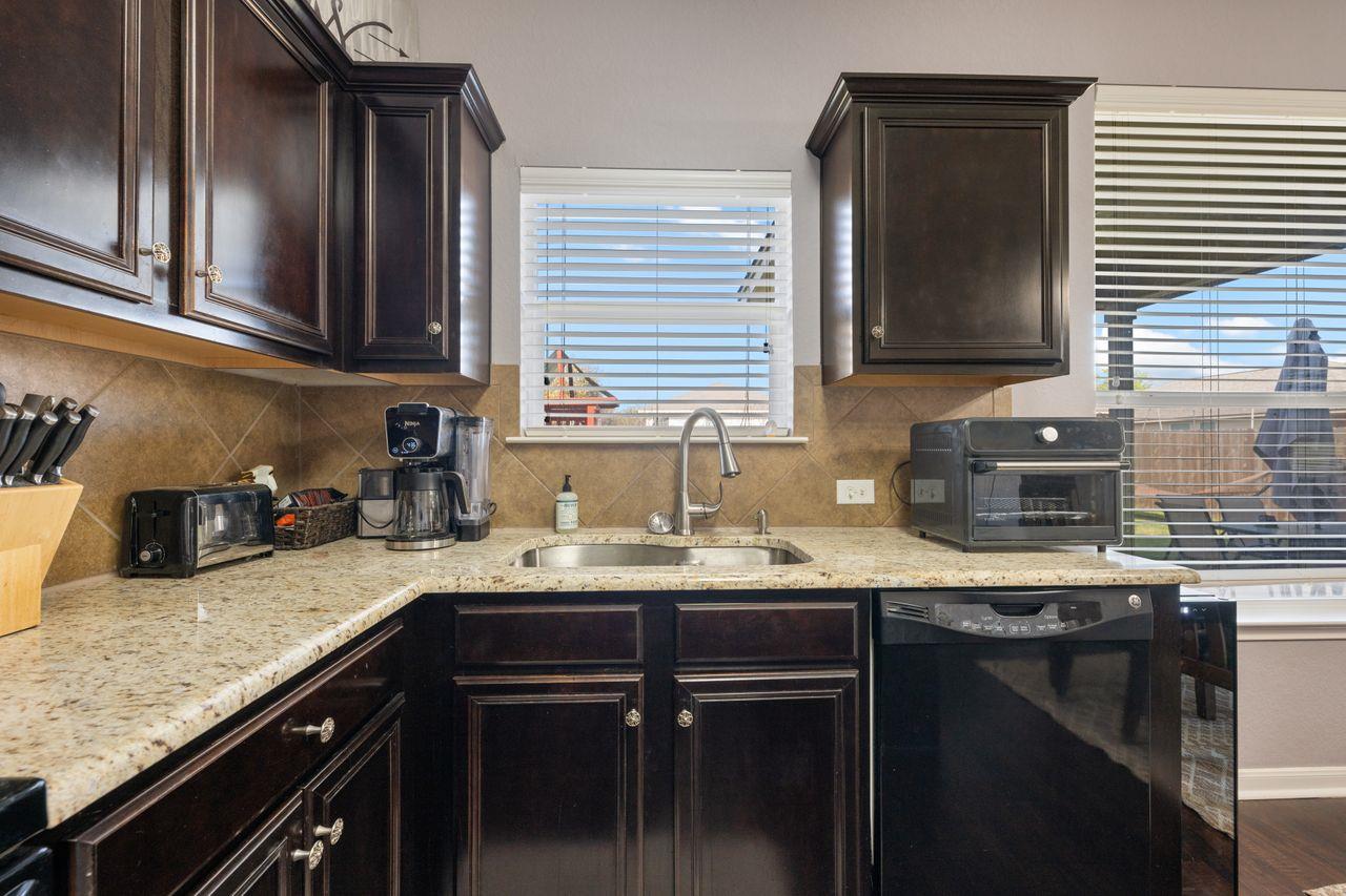 Image 12 of 24 For 2125 Conner Dr