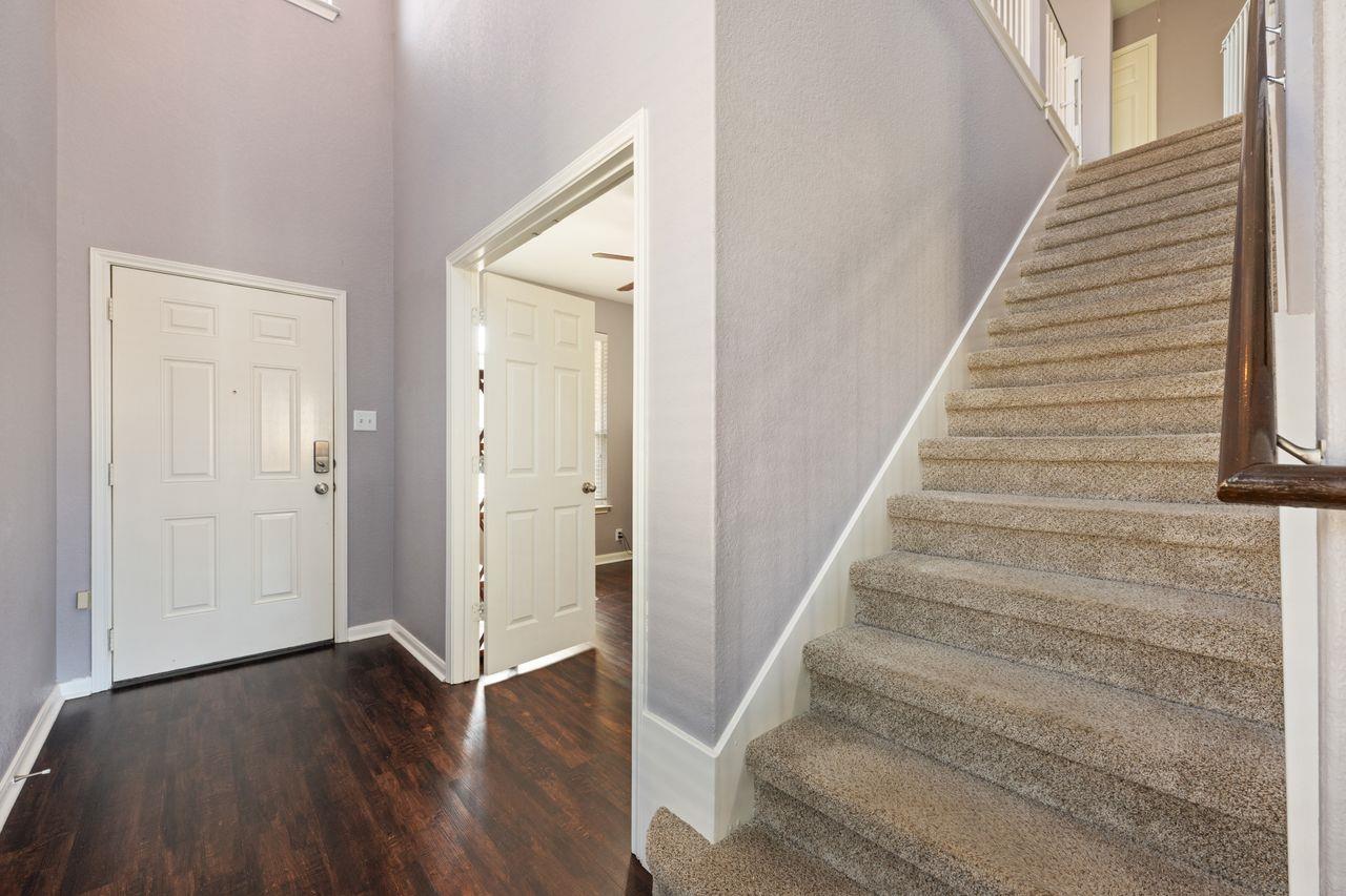 Image 6 of 24 For 2125 Conner Dr
