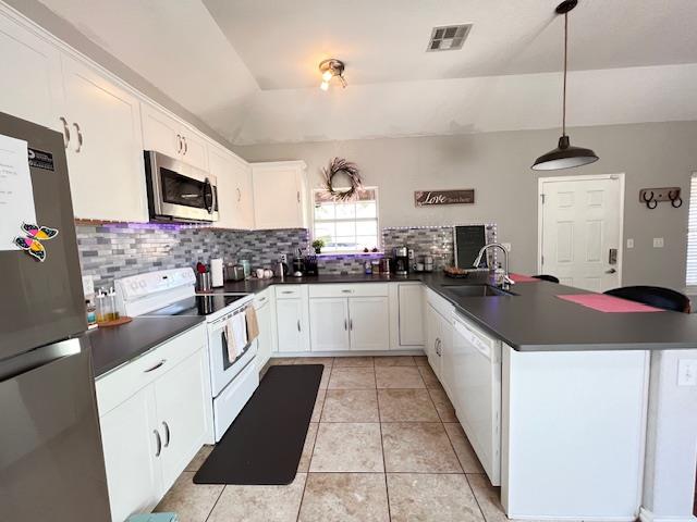 Image 5 of 21 For 1104 Blueridge Dr