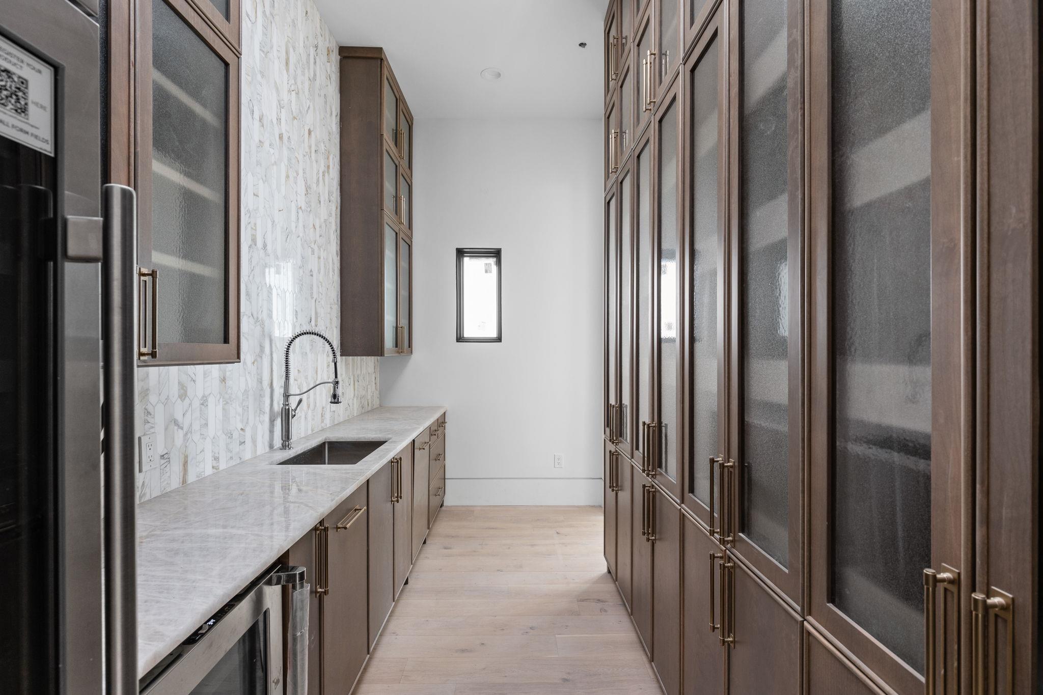 Image 20 of 38 For 1496 Buffalo Gap Rd