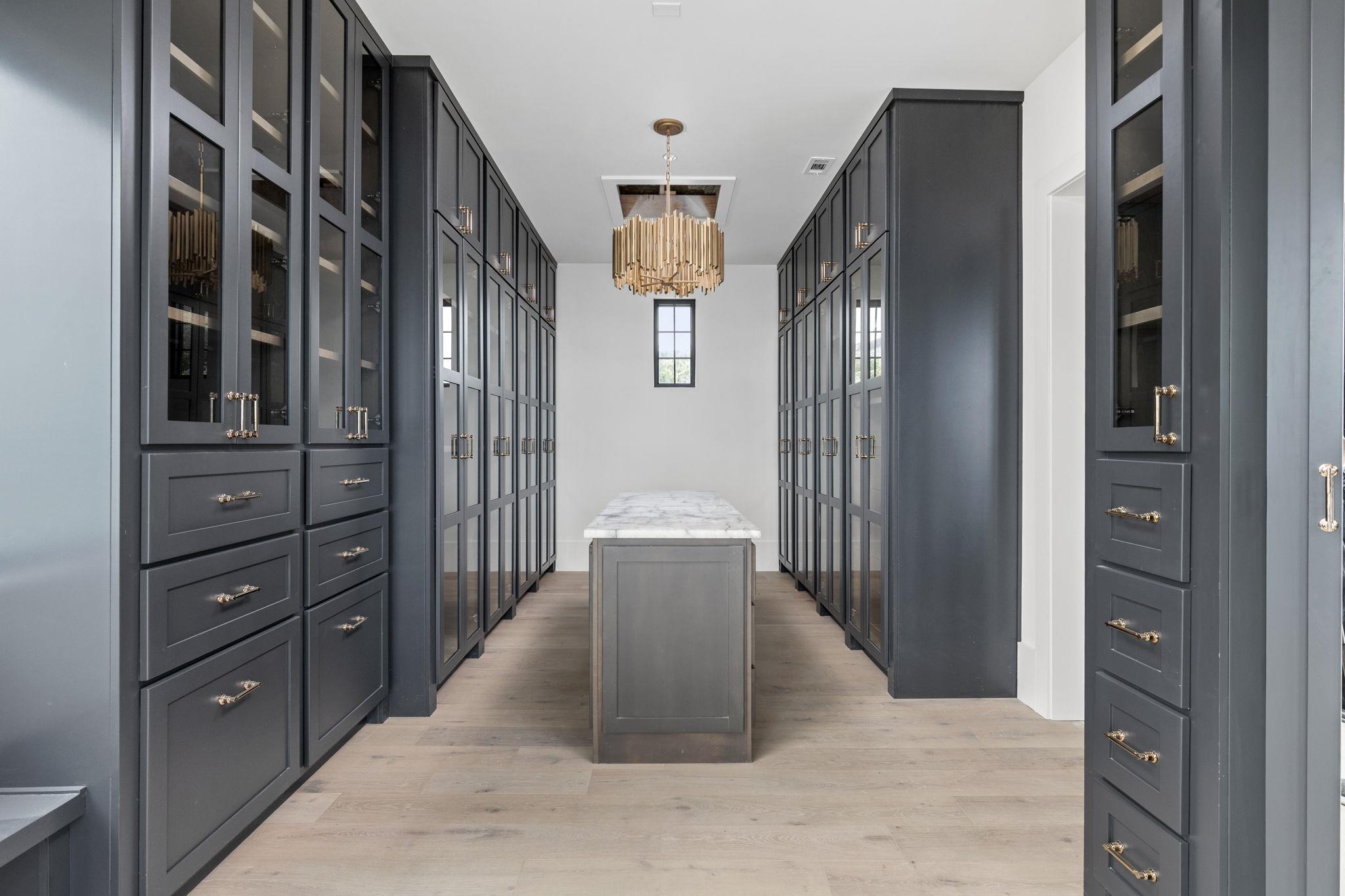 Image 30 of 38 For 1496 Buffalo Gap Rd