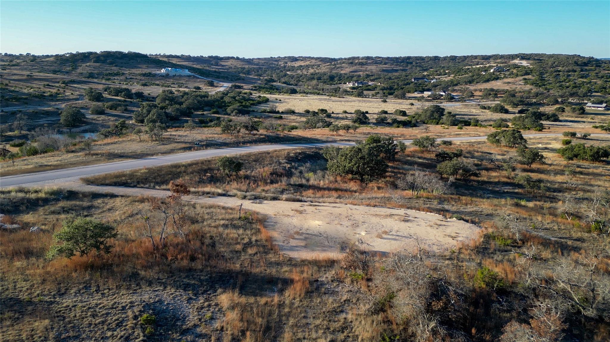 Image 12 of 26 For 136 & 137 Falling Oak Dr