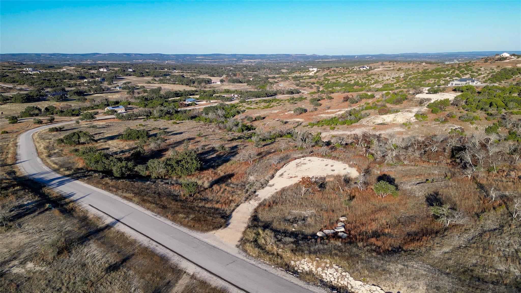 Image 9 of 26 For 136 & 137 Falling Oak Dr