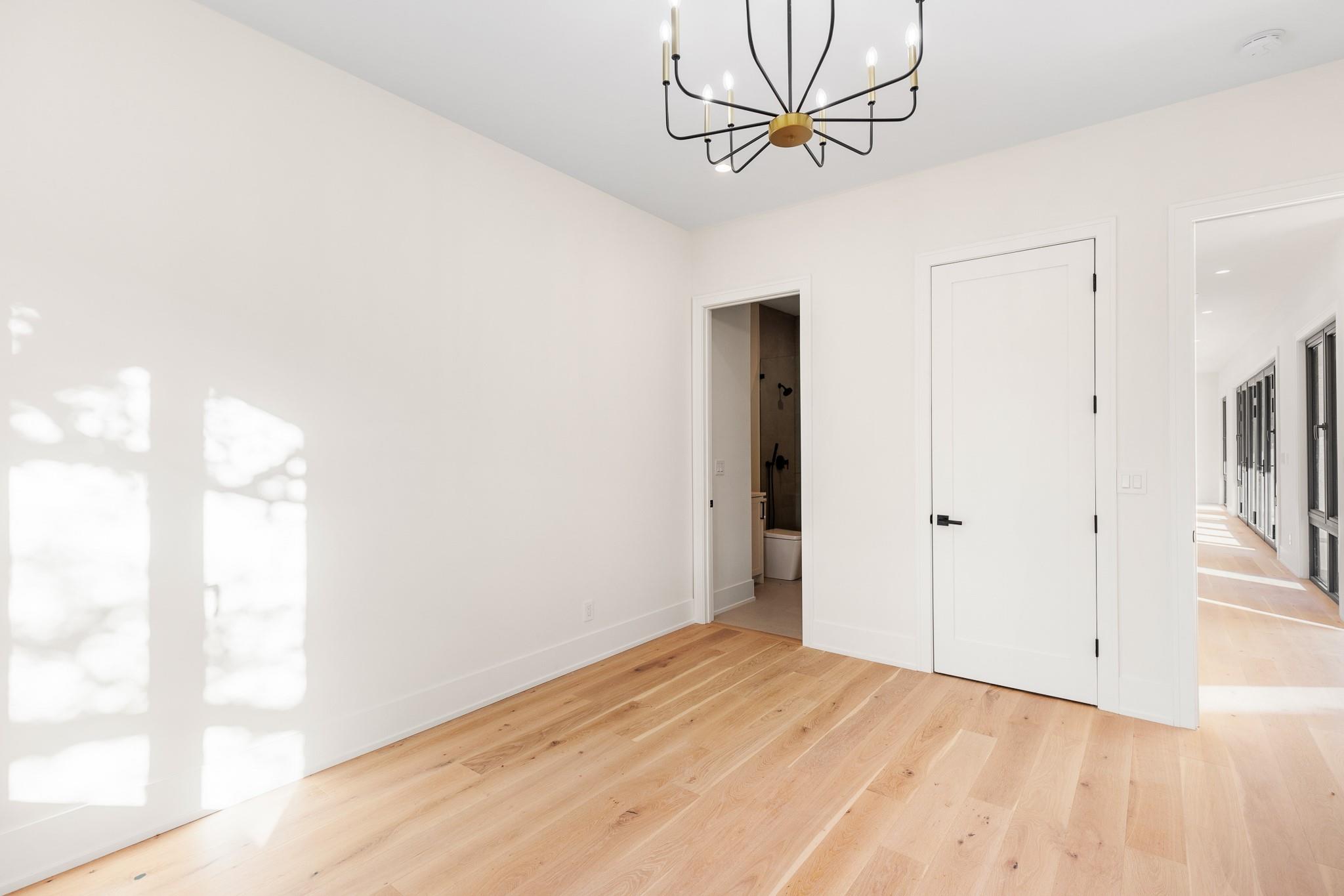 Image 27 of 38 For 6425 Ranch Road 962 W