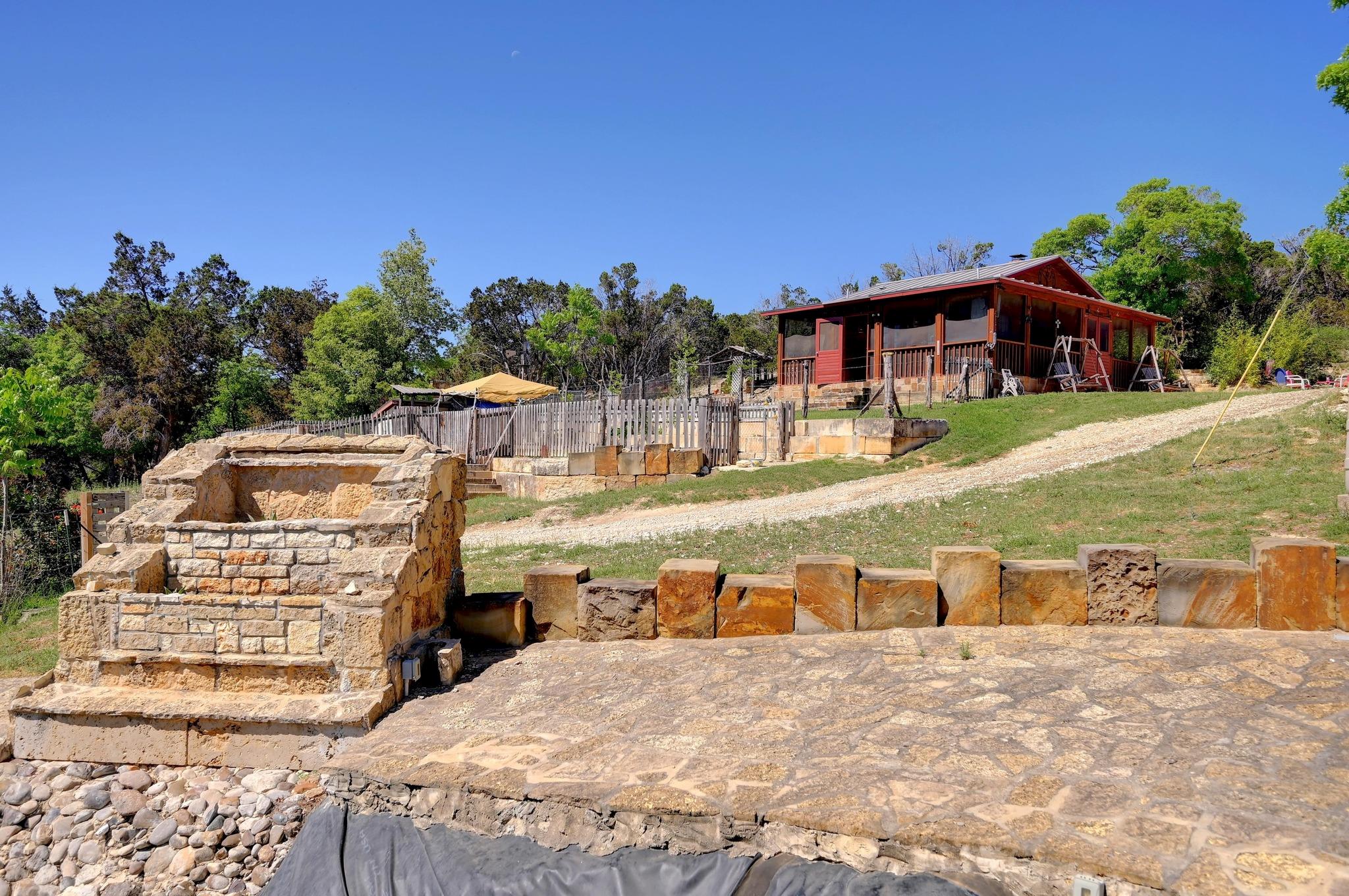 Image 14 of 40 For 324 Headwaters Ranch Rd