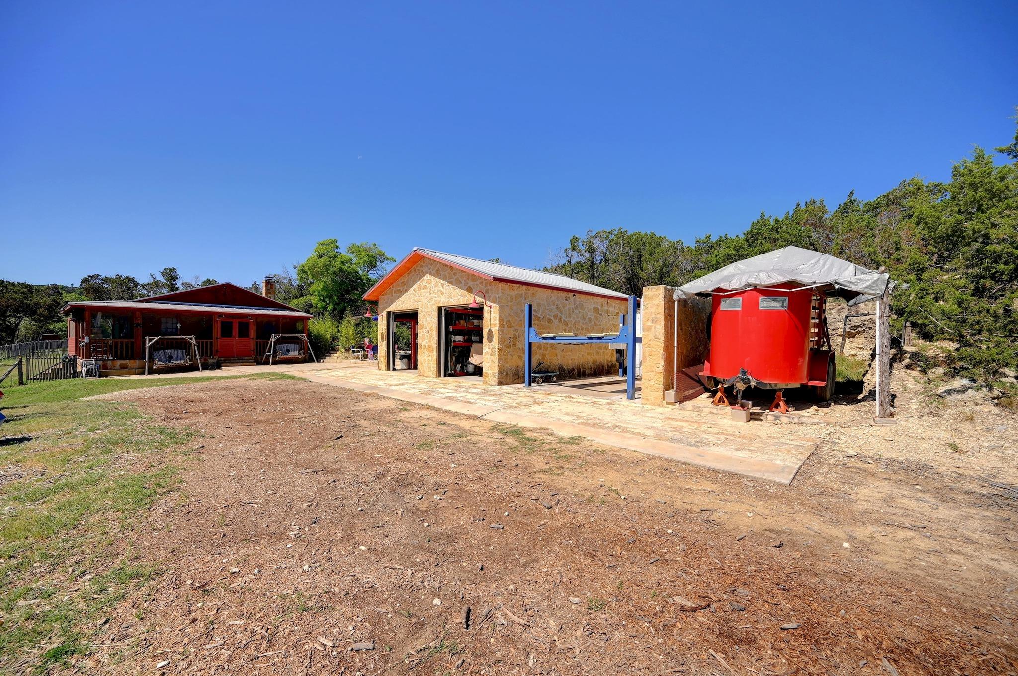 Image 17 of 40 For 324 Headwaters Ranch Rd