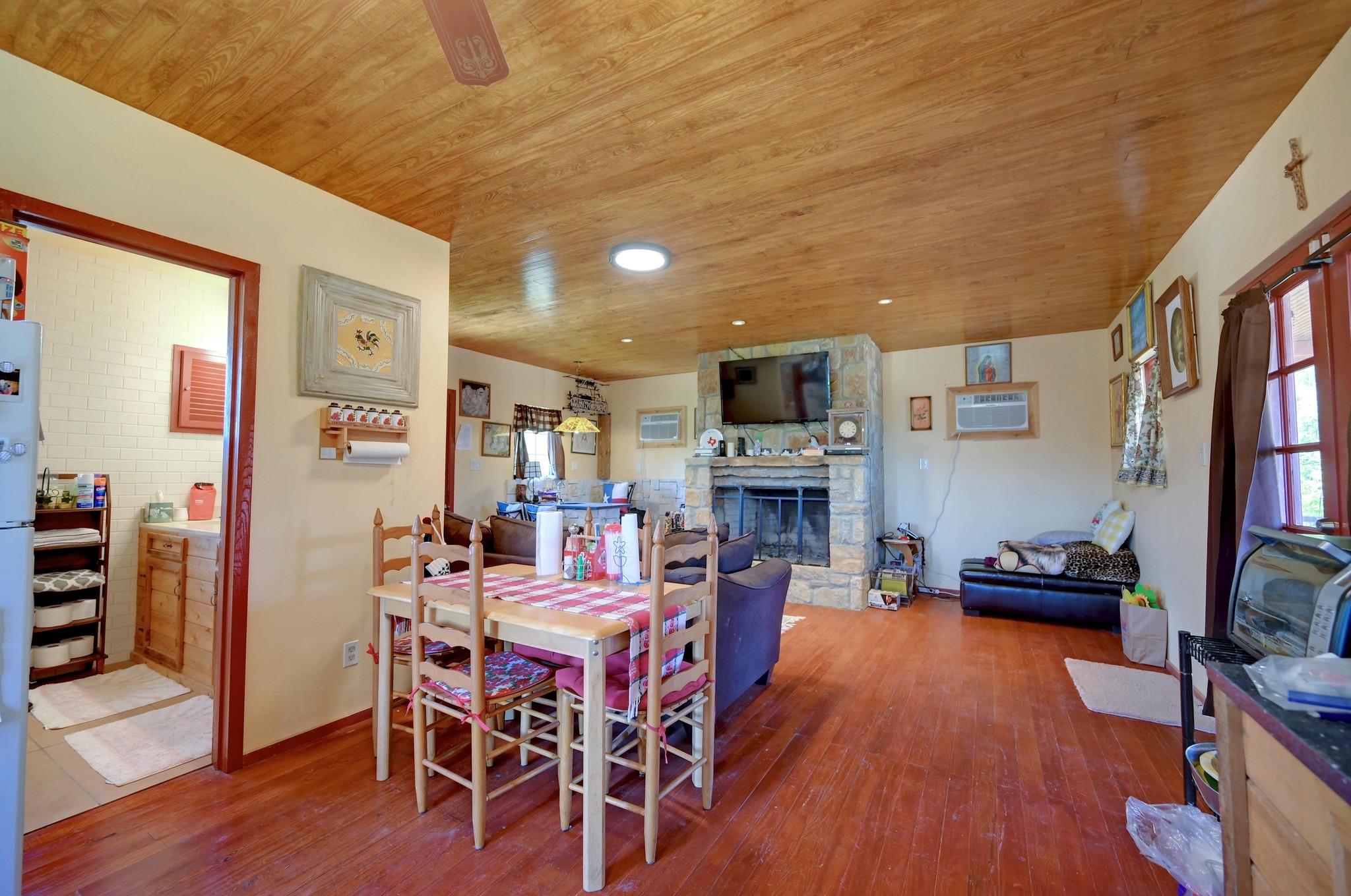 Image 22 of 40 For 324 Headwaters Ranch Rd