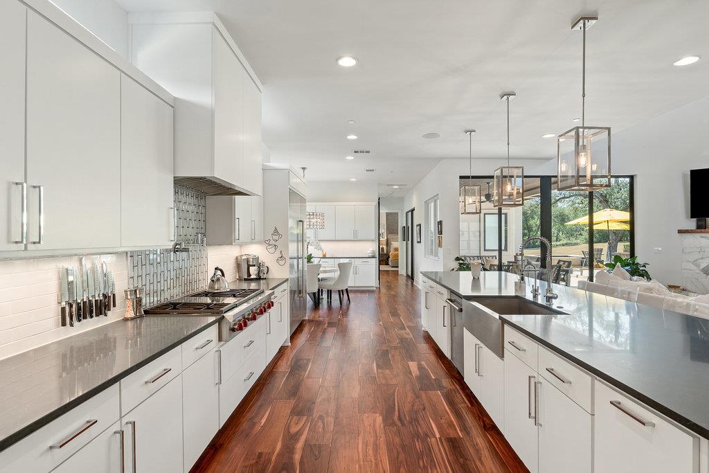 Image 6 of 39 For 908 Cypress Grove Dr