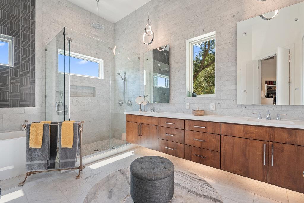 Image 9 of 39 For 908 Cypress Grove Dr