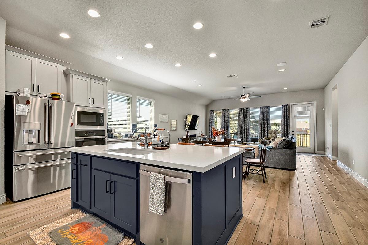 Image 12 of 31 For 2192 August Ave