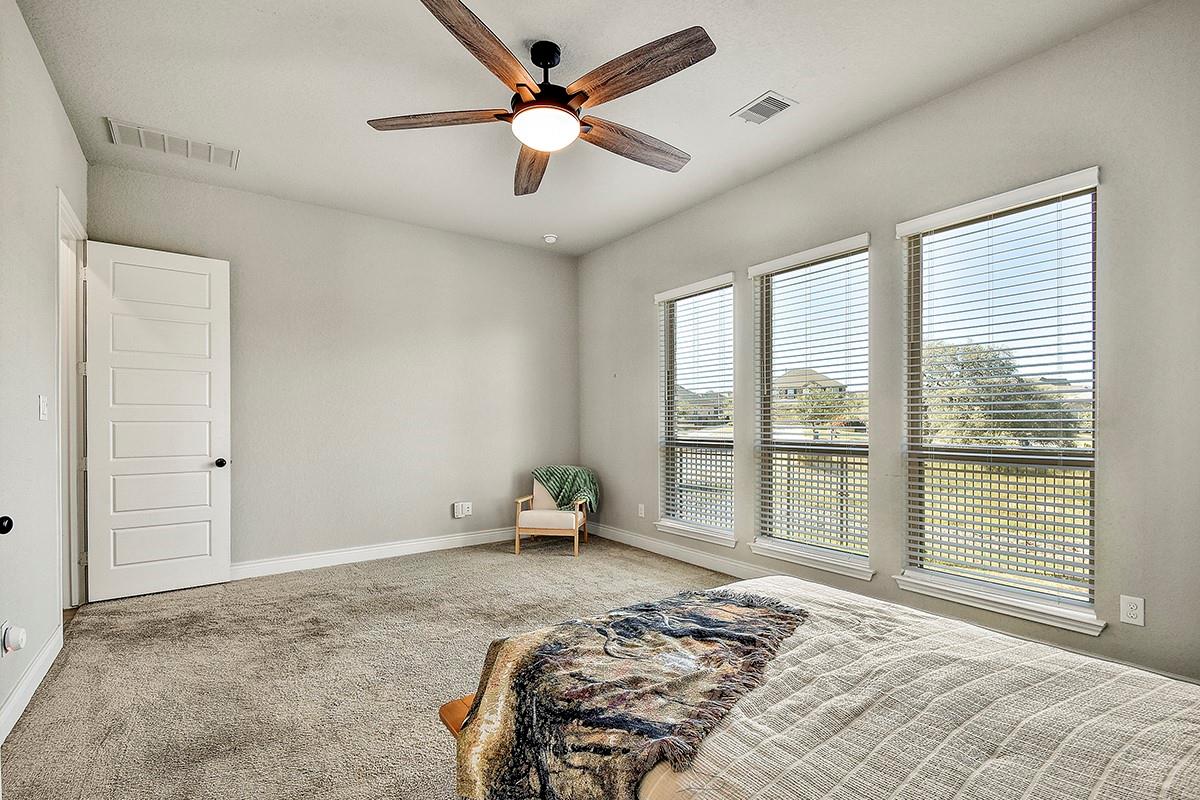 Image 24 of 31 For 2192 August Ave