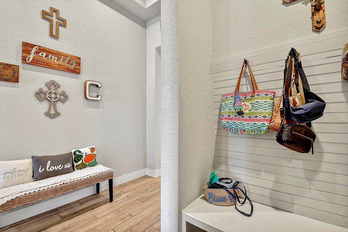 Image 9 of 31 For 2192 August Ave