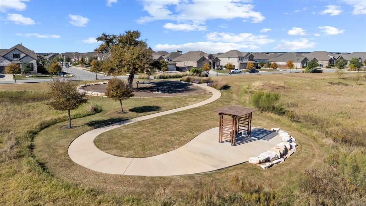 Image 35 of 40 For 908 Knowles Dr