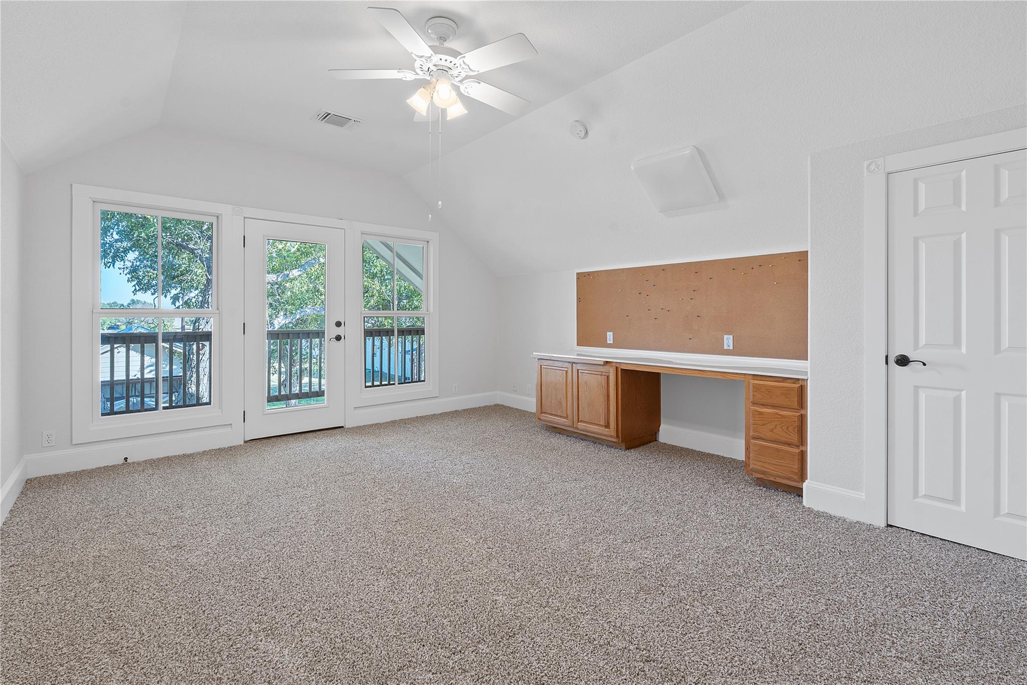 Image 15 of 40 For 400 County Road 483