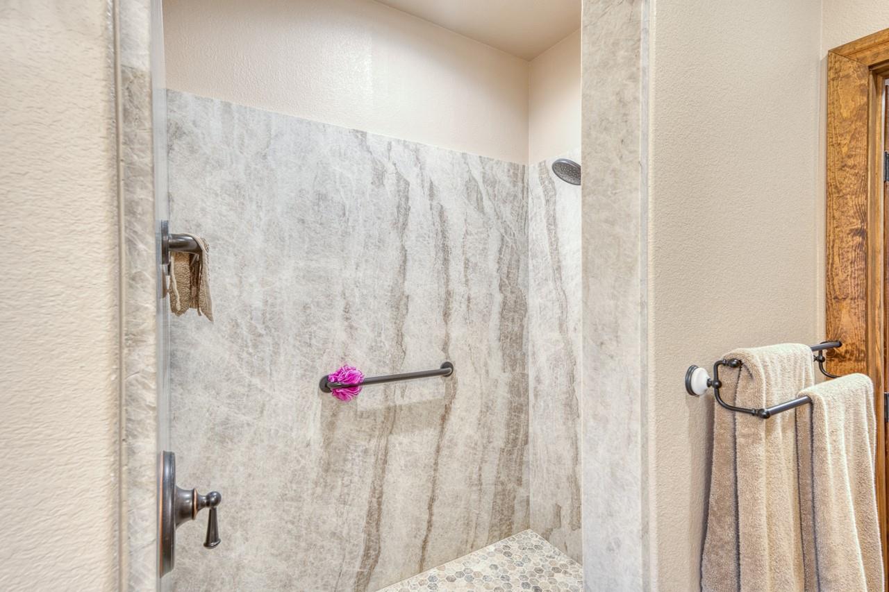 Image 13 of 29 For 5020 County Road 252