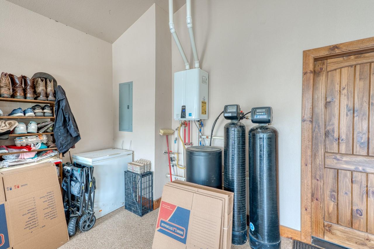 Image 23 of 29 For 5020 County Road 252