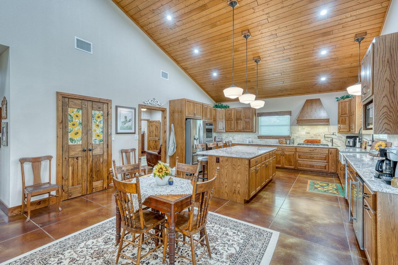 Image 7 of 29 For 5020 County Road 252